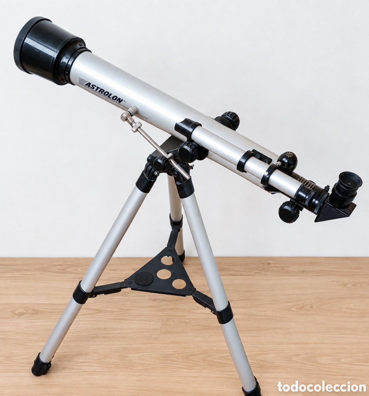 Juguetes antiguos y juegos de colecci&oacute;n: Telescopio ASTROLON con tripode