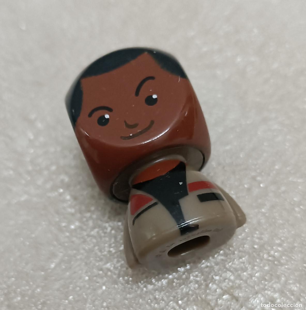 Juguetes antiguos y juegos de colecci&oacute;n: BUSTZ figura promocional mu&ntilde;eco carrefour star wars guerra galaxias mu&ntilde;equito finn