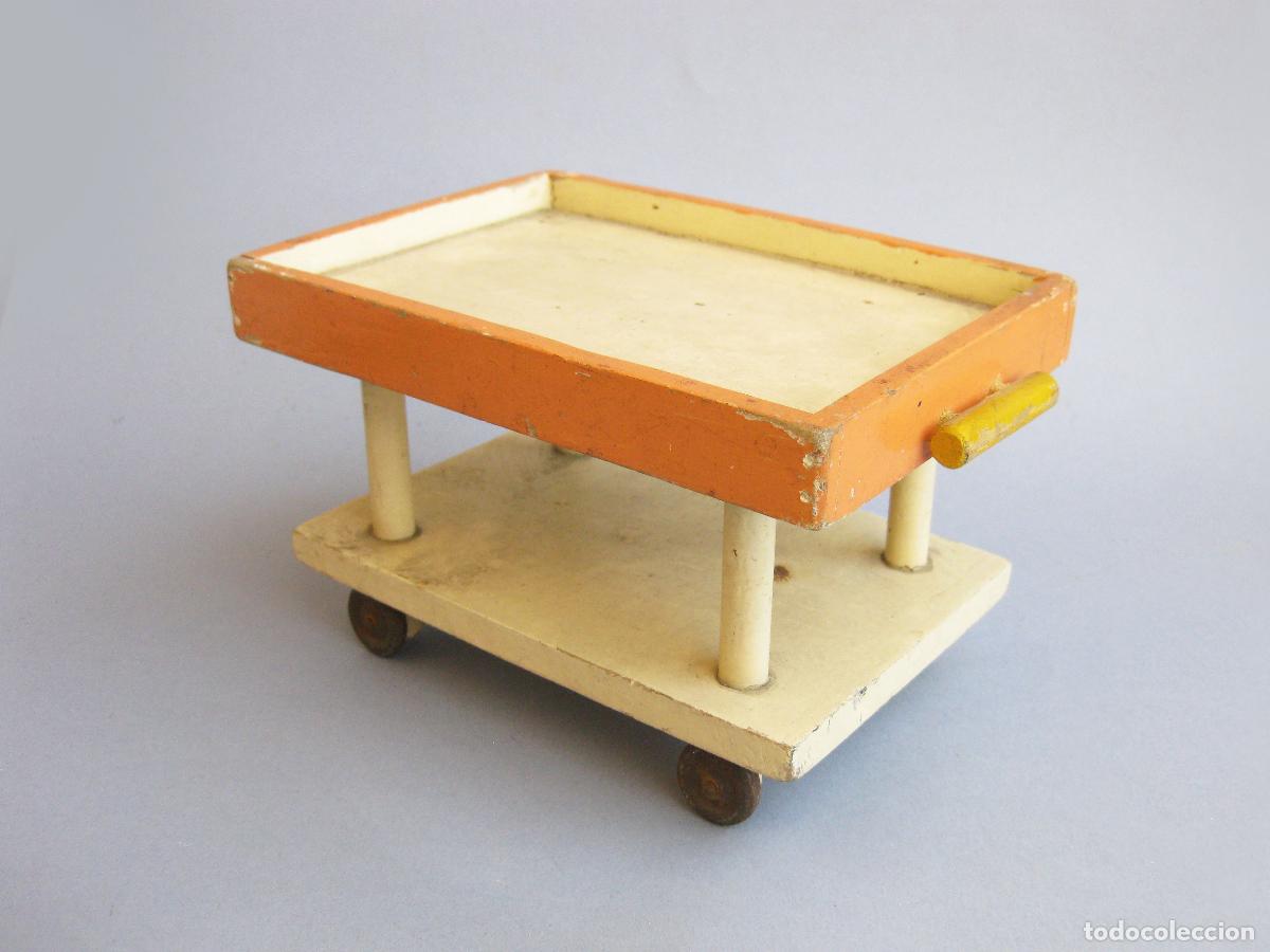 Juguetes antiguos y juegos de colecci&oacute;n: MESA CARRITO AUXILIAR DE JUGUETE DE MADERA ORIGINAL DE LOS A&Ntilde;OS 40. ART DEC&Oacute;