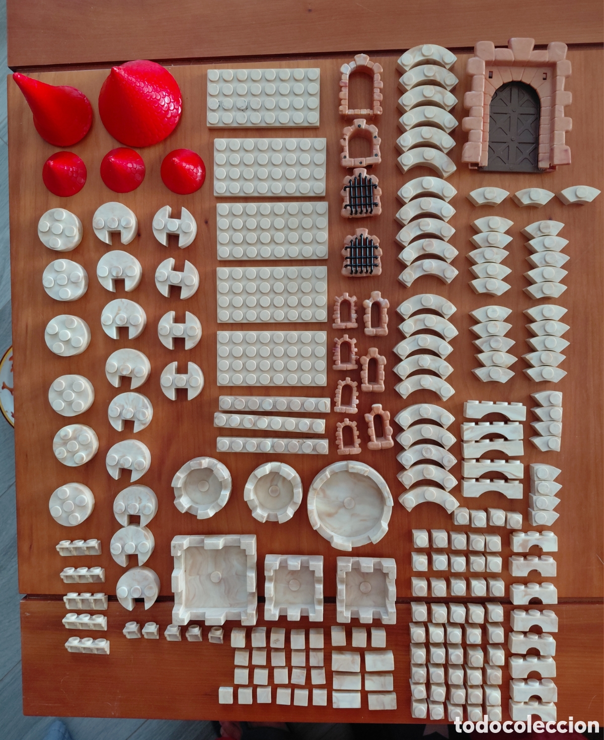 Juguetes antiguos y juegos de colecci&oacute;n: Lote Exin Castillos a&ntilde;os 70+ Figuras Serie Embrujada)