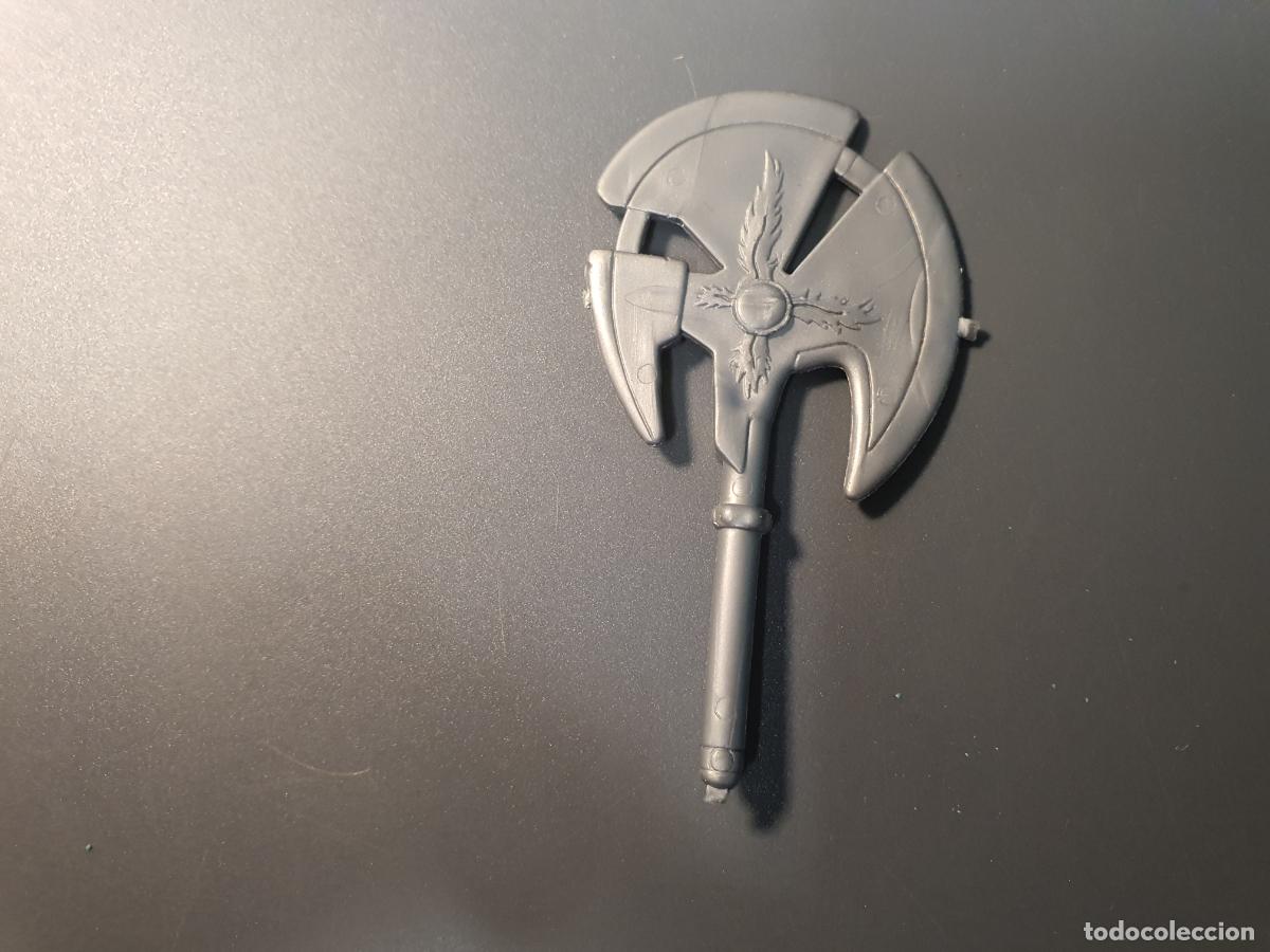 Juguetes antiguos y juegos de colecci&oacute;n: FIGURA MASTER DEL UNIVERSO MOTU - ACCESORIO HACHA