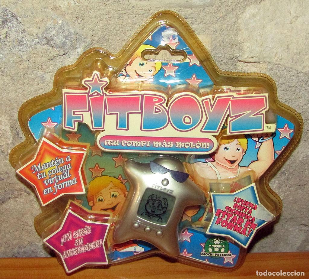 Juguetes antiguos y juegos de colecci&oacute;n: FITBOYZ, TU COMPI M&Aacute;S MOL&Oacute;N - GIOCHI PREZIOSI - SIMILAR TAMAGOTCHI - NUEVO Y EN SU BLISTER