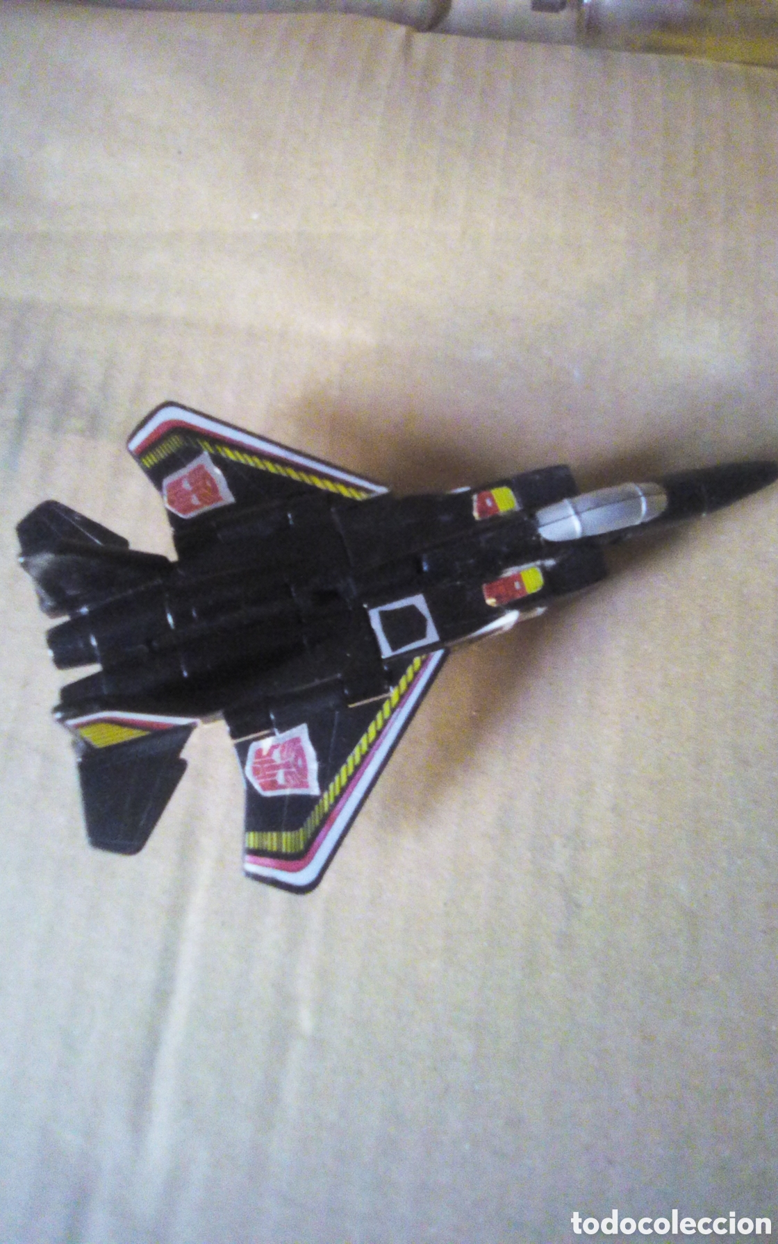 Juguetes antiguos y juegos de colecci&oacute;n: Avi&oacute;n reactor militar. &copy; Hasbro 1985. Mide 12,5 cm.