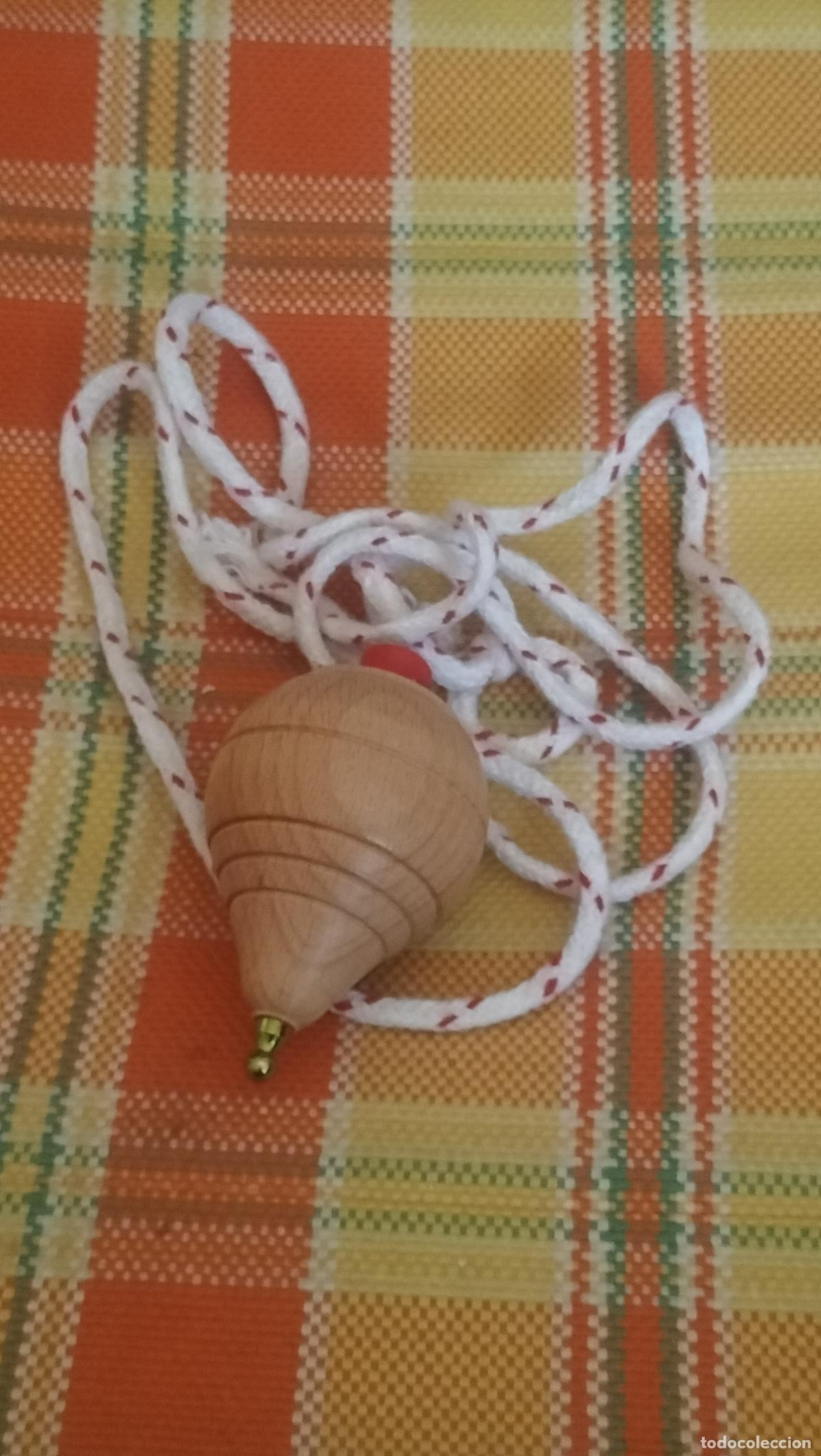 Juguetes antiguos y juegos de colecci&oacute;n: PEONZA DE MADERA PUNTA MATALICA