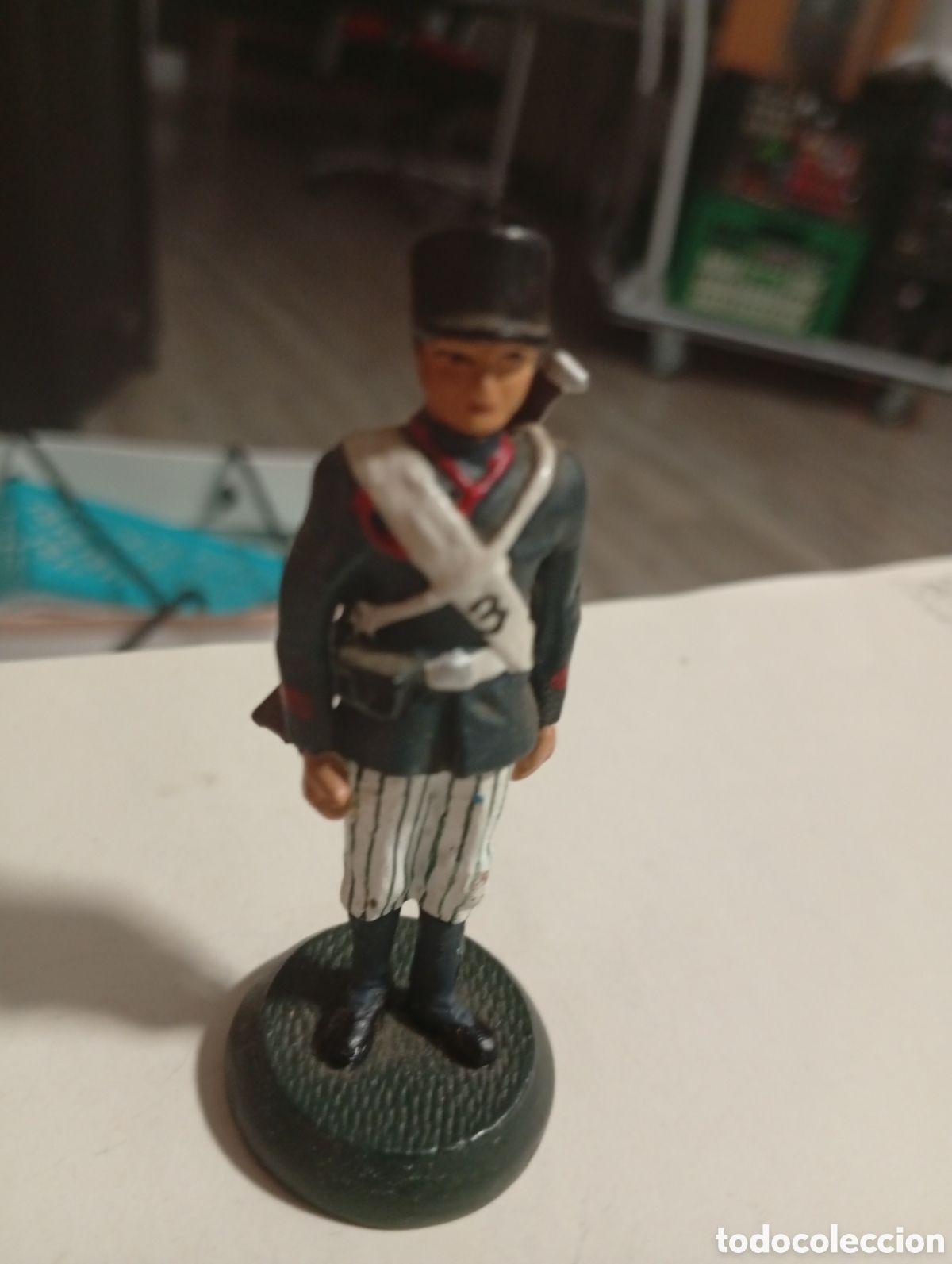 Juguetes antiguos y juegos de colecci&oacute;n: Soldado plomo almirall palou