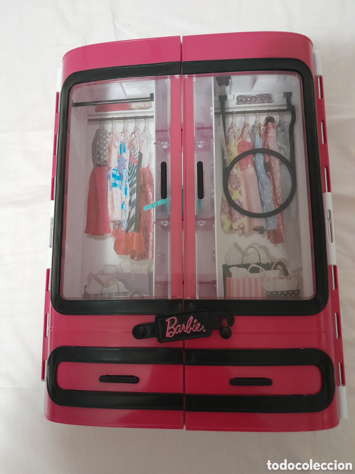 Juguetes antiguos y juegos de colecci&oacute;n: Armario barbie sin accesorios