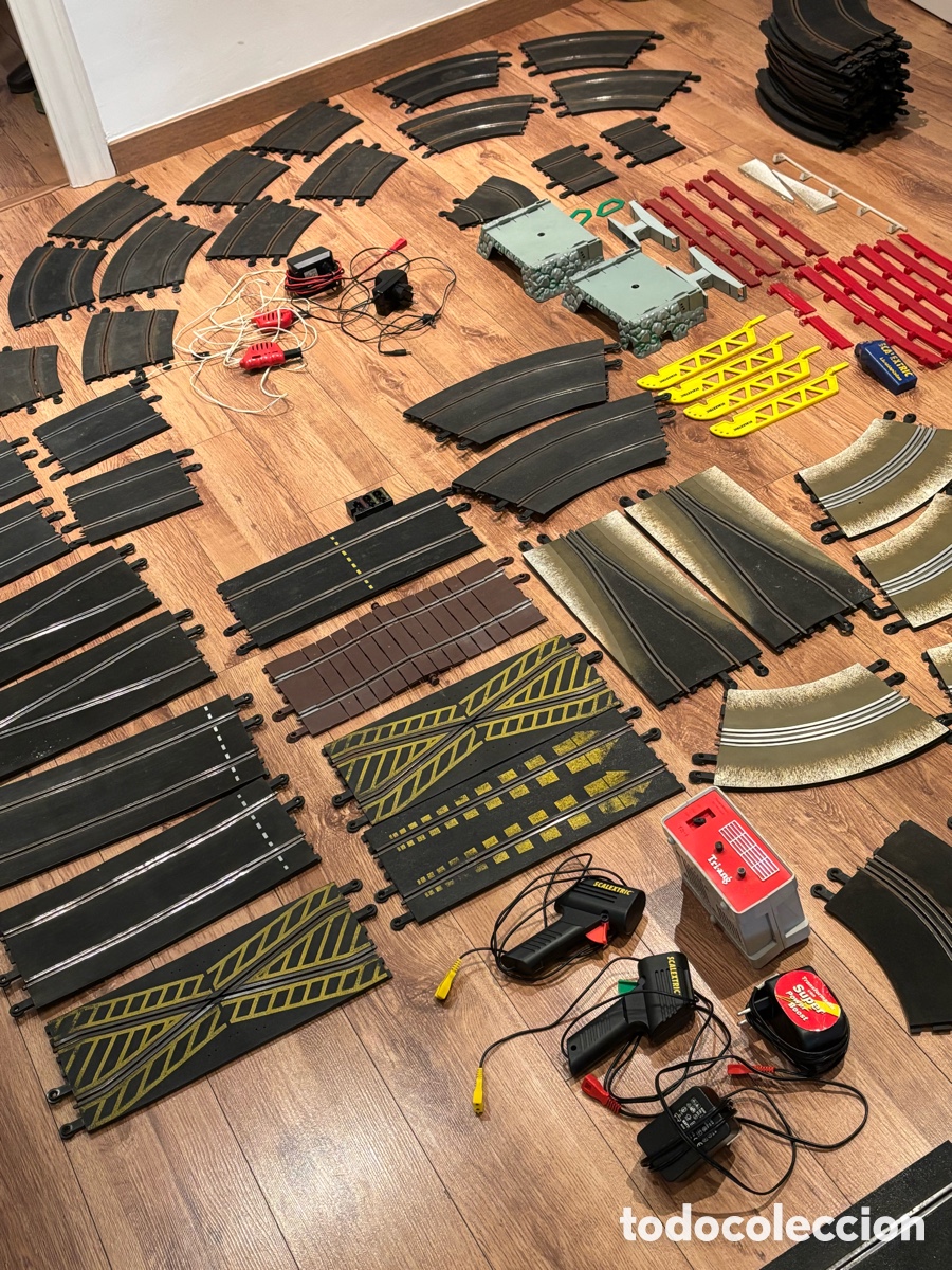 Juguetes antiguos y juegos de colecci&oacute;n: Lote scalextric variado