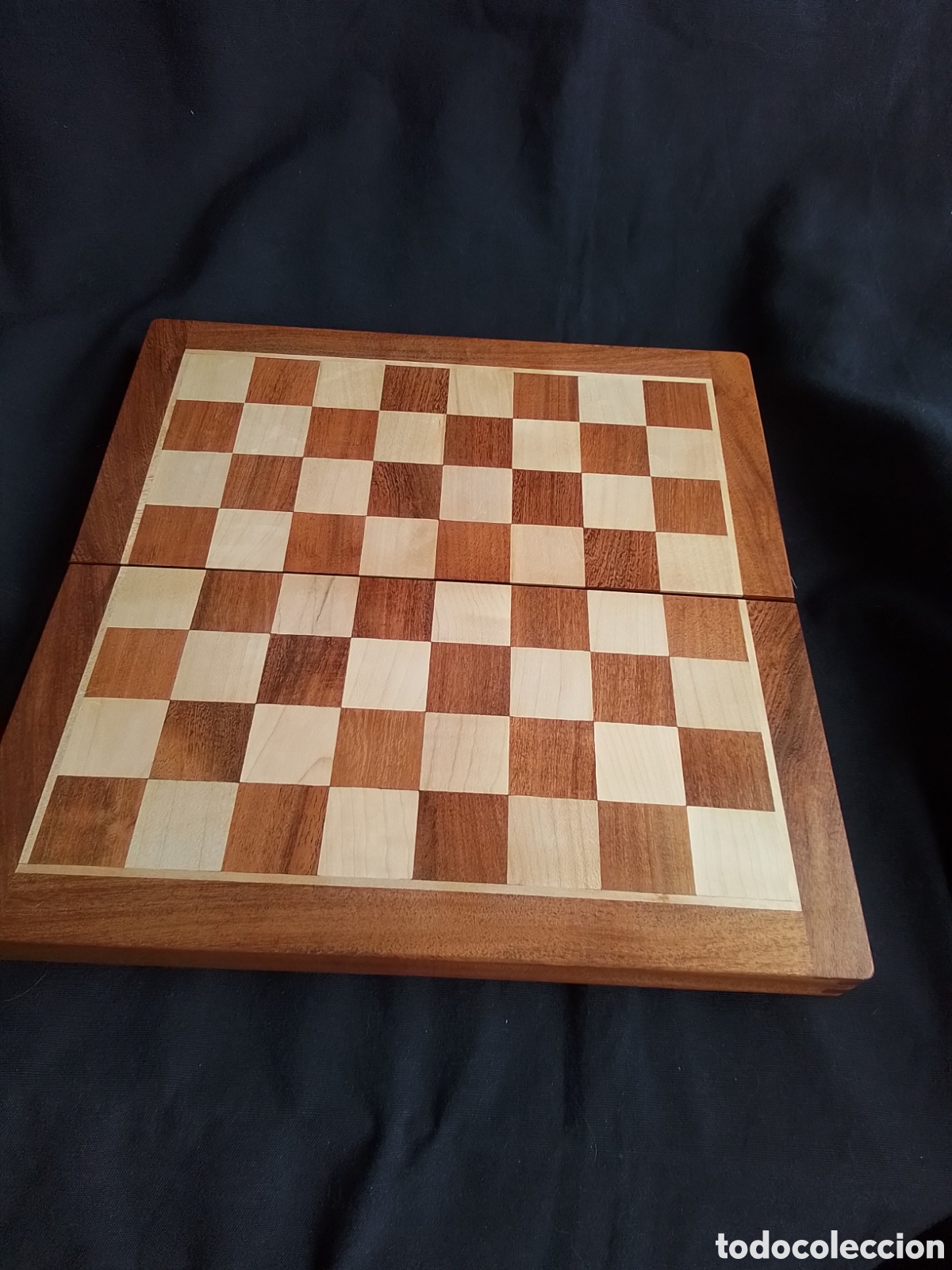 Juguetes antiguos y juegos de colecci&oacute;n: Ajedrez todo de madera de marqueter&iacute;a