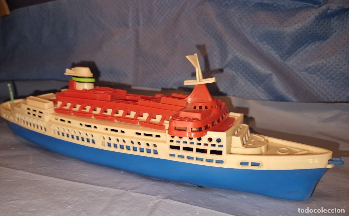 Juguetes antiguos y juegos de colecci&oacute;n: ANTIGUO BARCO DE PLASTICO ,