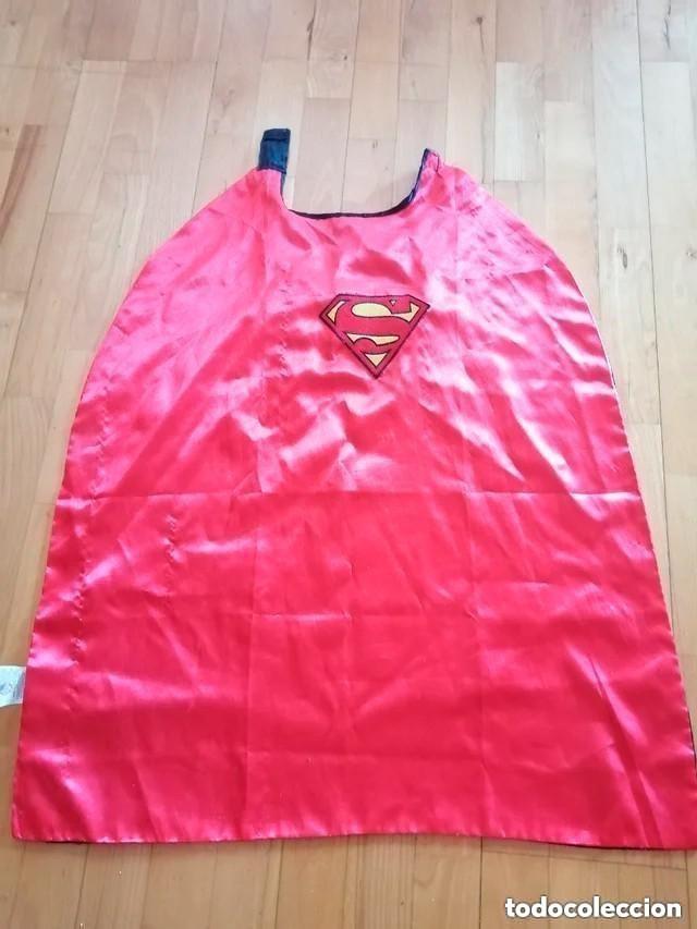 Juguetes antiguos y juegos de colecci&oacute;n: CAPA BATMAN / SUPERMAN REVERSIBlE. DC COMIC - Foto 3