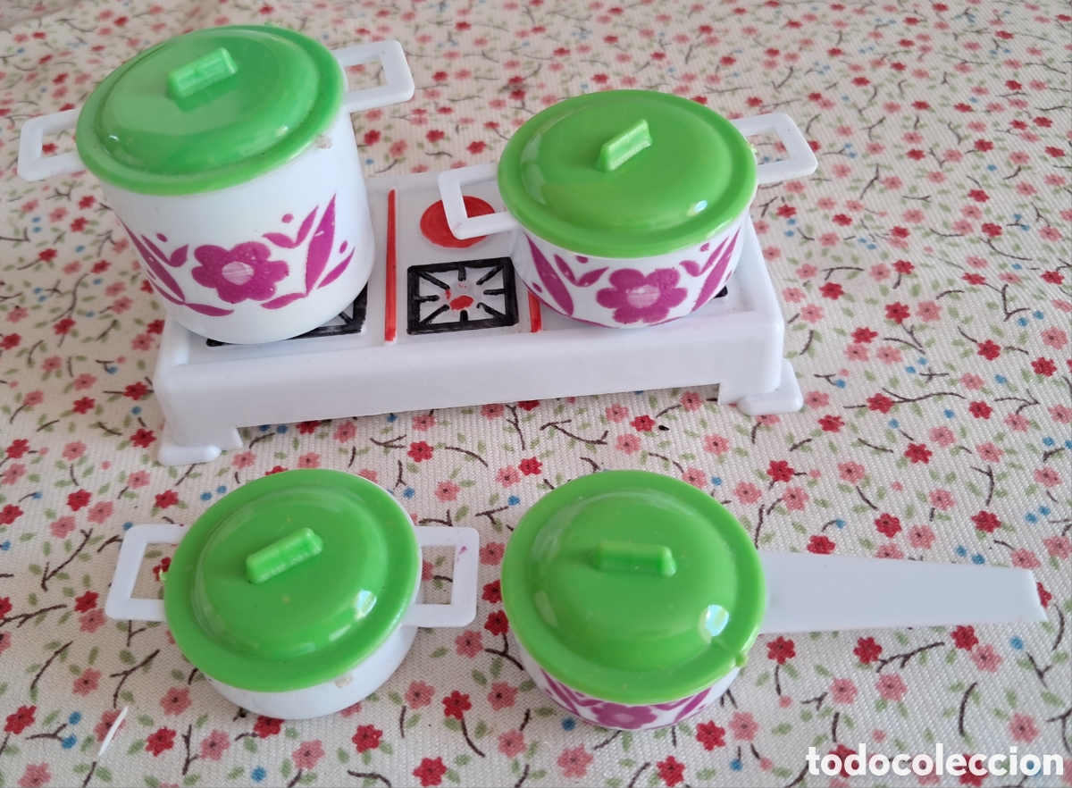 Antique Toys and Collectible Games: Mini juego de cocina con ollas y tapas, e infiernillo a&ntilde;os 70