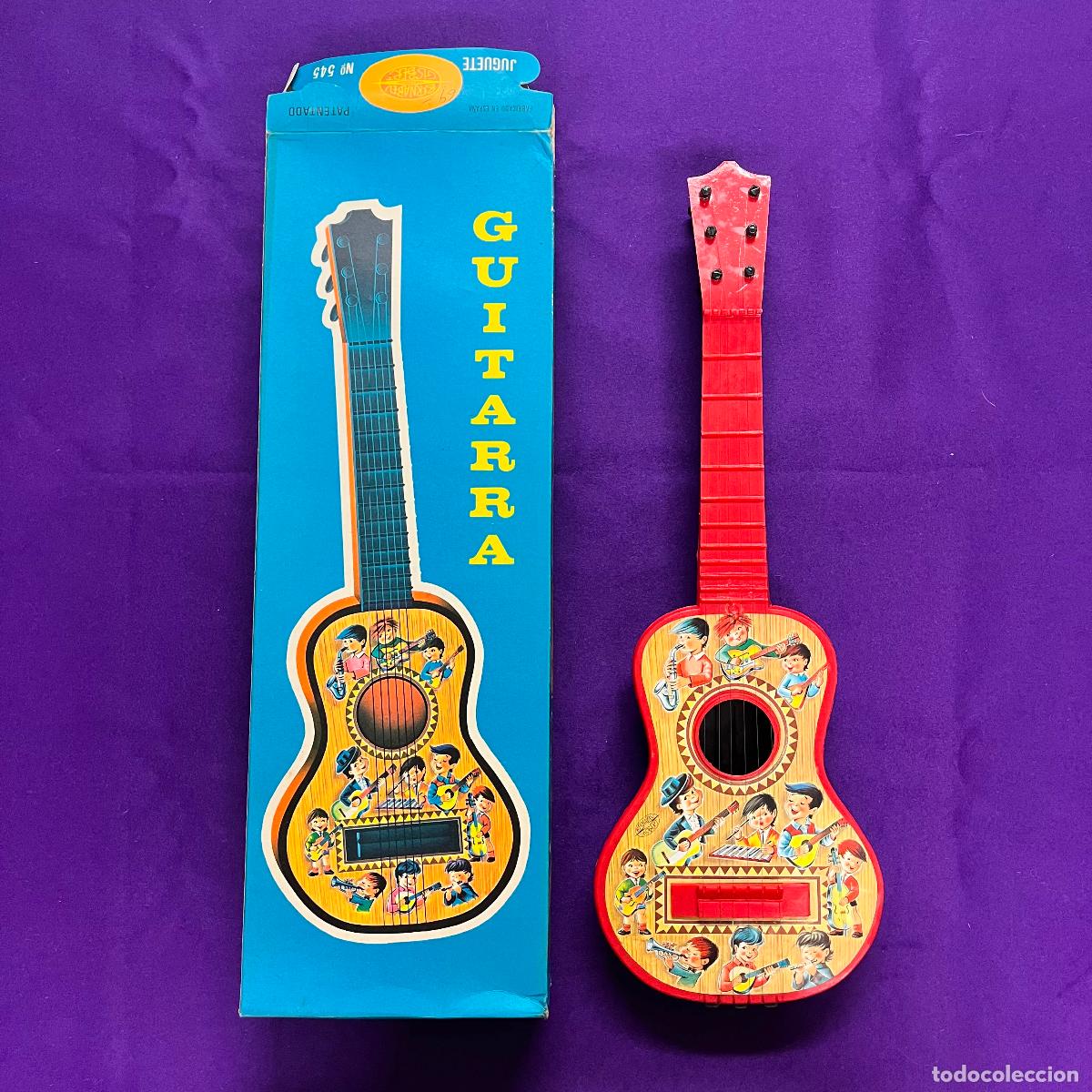 Juguetes antiguos y juegos de colecci&oacute;n: JUGUETE GUITARRA DE BERNABEU GISBERT. MADE IN SPAIN. SIN USAR