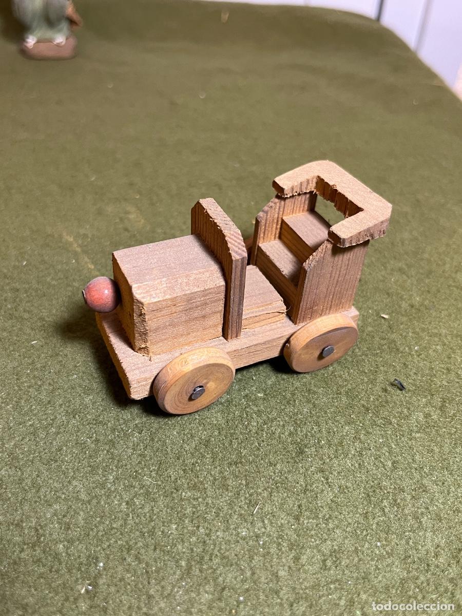 Brinquedos antigos e Jogos de cole&ccedil;&atilde;o: Antiguo coche de madera artesanal en miniatura &ndash; Juguete popular vintage &ndash; Hecho a mano