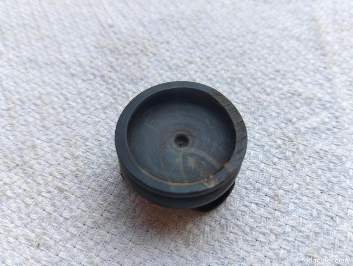 Antique Toys and Collectible Games: Peana soporte de madera circular color negro diminuto tres-pies para jarr&oacute;n trespies mini miniatura