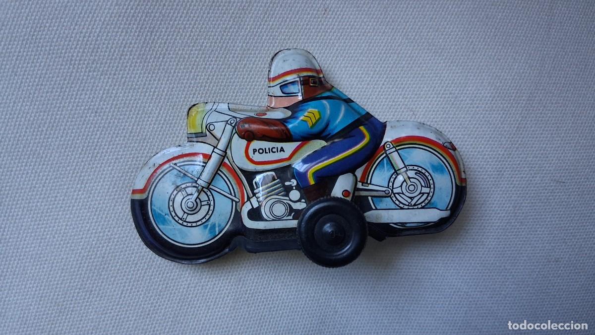 Antique Toys and Collectible Games: POLIC&Iacute;A MOTORISTA DE JUGUETE (ROMAN)