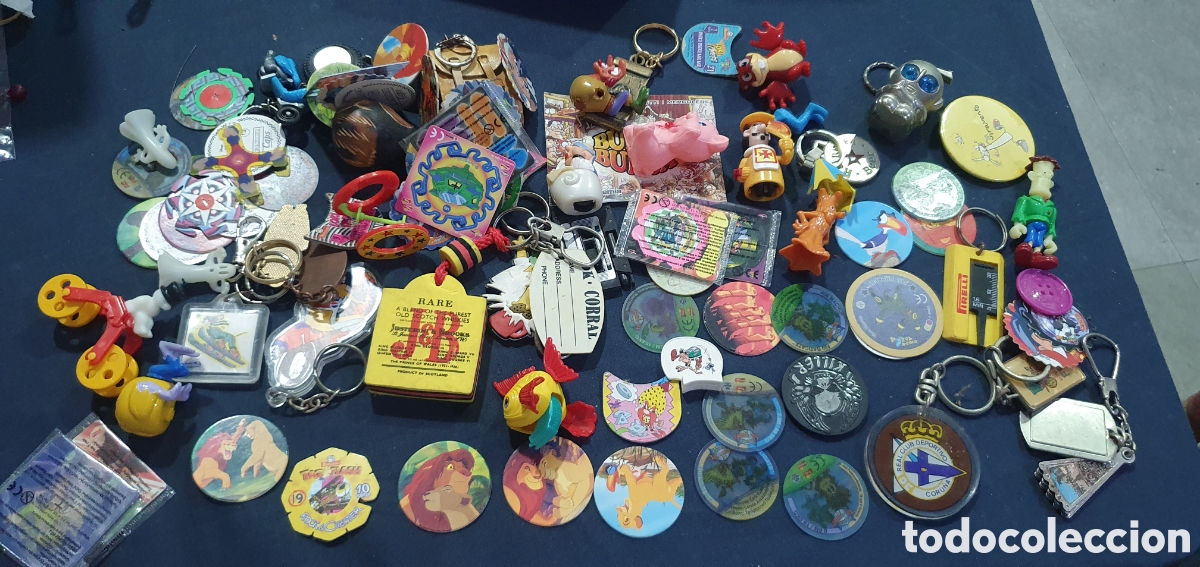 Brinquedos antigos e Jogos de cole&ccedil;&atilde;o: Lote de tazos y juguetes a&ntilde;os 80. Variados. Ver fotos. (L120)