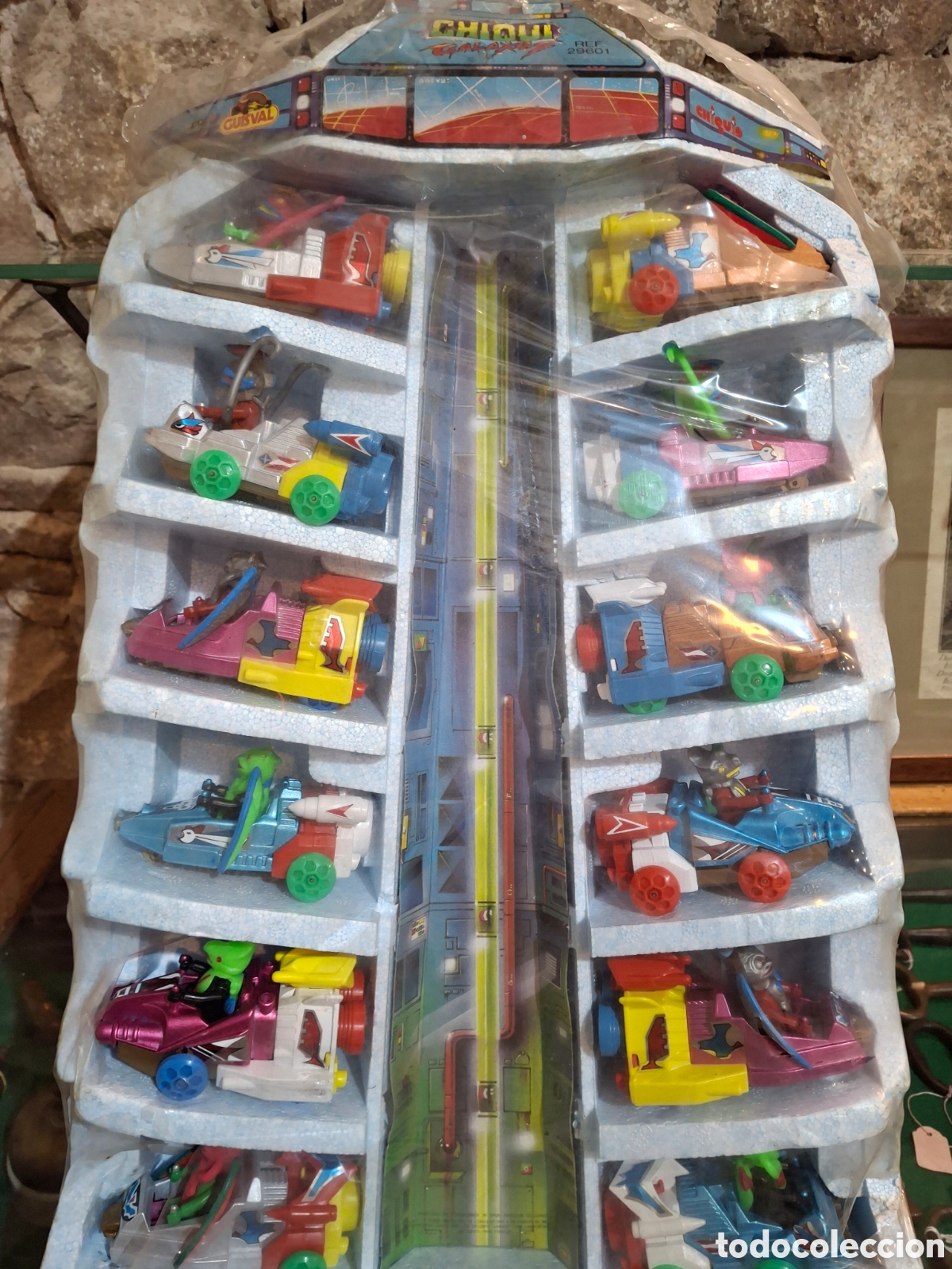 Juguetes antiguos y juegos de colecci&oacute;n: EXPOSITOR DE COCHES CHIQUI GALAXIAS DE GUISVAL