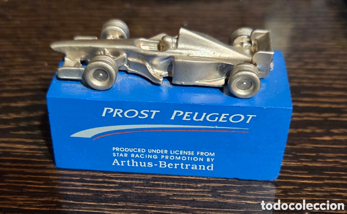 Juguetes antiguos y juegos de colecci&oacute;n: Miniatura F1 Prost Peugeot - Edici&oacute;n Coleccionista Arthus-Bertrand