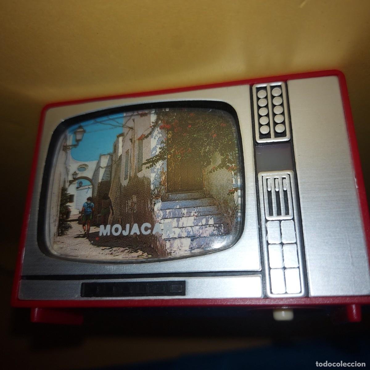 Juguetes antiguos y juegos de colecci&oacute;n: VISOR con forma de television con FOTOGRAFIAS de MOJACAR - ALMERIA