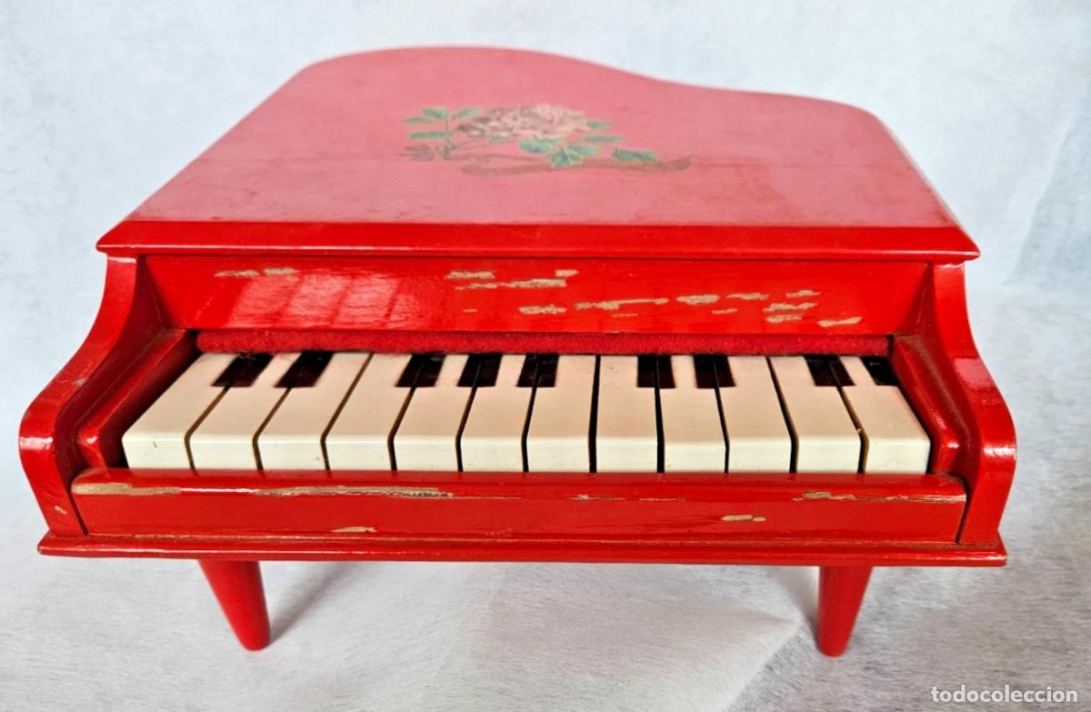 Juguetes antiguos y juegos de colecci&oacute;n: ANNEES 50 12 NOTES BABY GRAND PIANO FOR HAPPY TUNES AVEC SON COFFRET ORIGINE