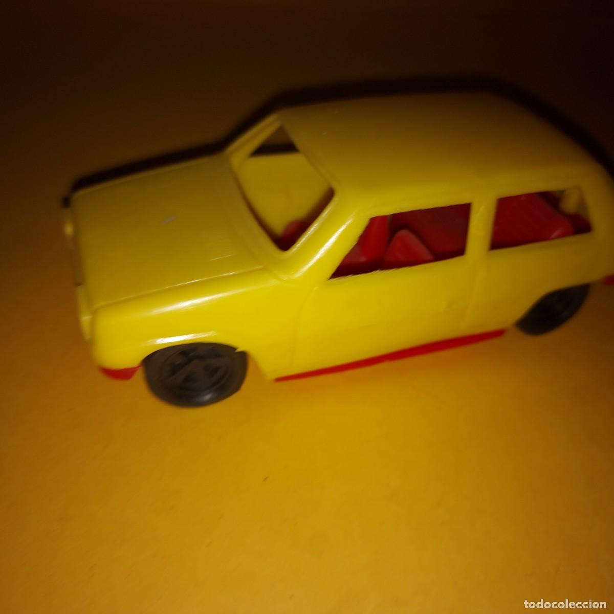 Juguetes antiguos y juegos de colecci&oacute;n: COCHE RENAULT 5 DE PLASTICO