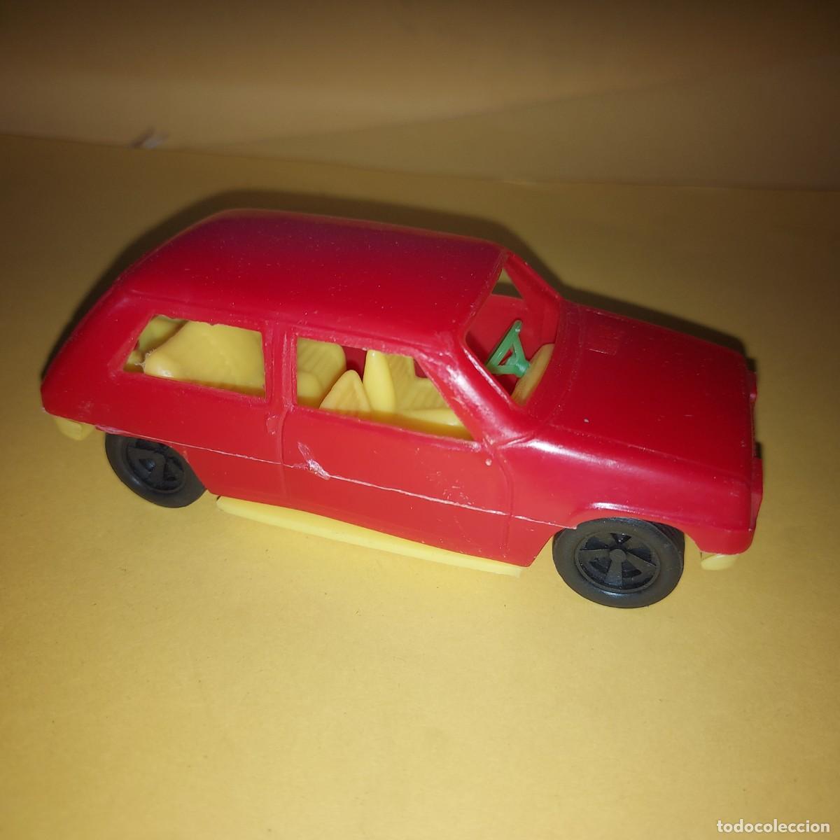Juguetes antiguos y juegos de colecci&oacute;n: COCHE RENAULT 5 DE PLASTICO