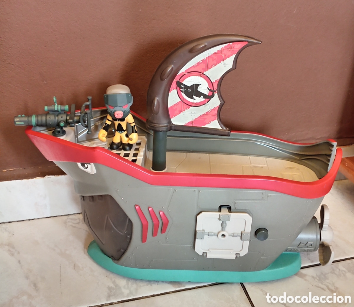Juguetes antiguos y juegos de colecci&oacute;n: Barco de asalto de Mutant Busters