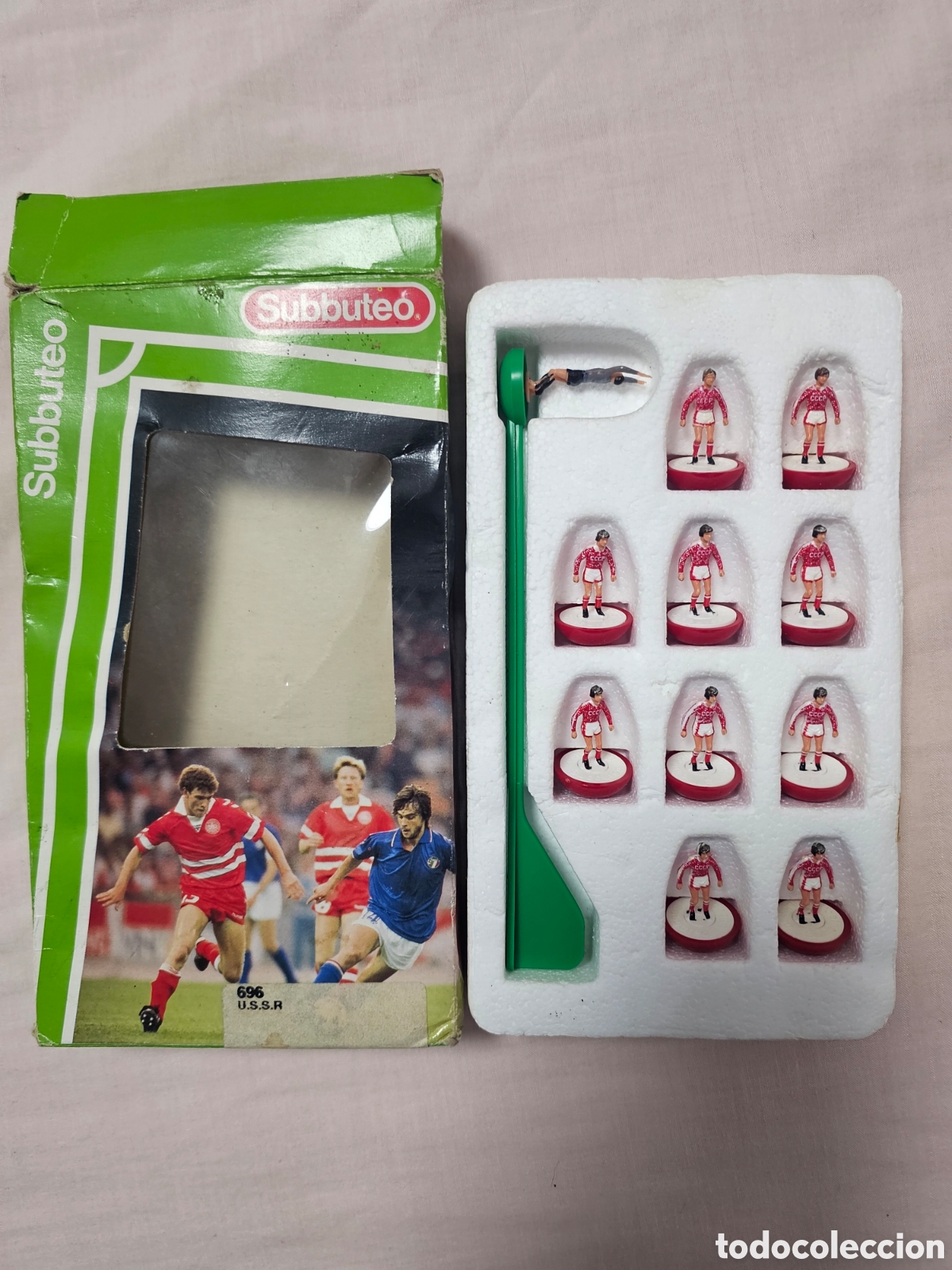 Juguetes antiguos y juegos de colecci&oacute;n: Subbuteo Lightweight Ref 696 U.S.S.R. / URSS - Estado Impecable