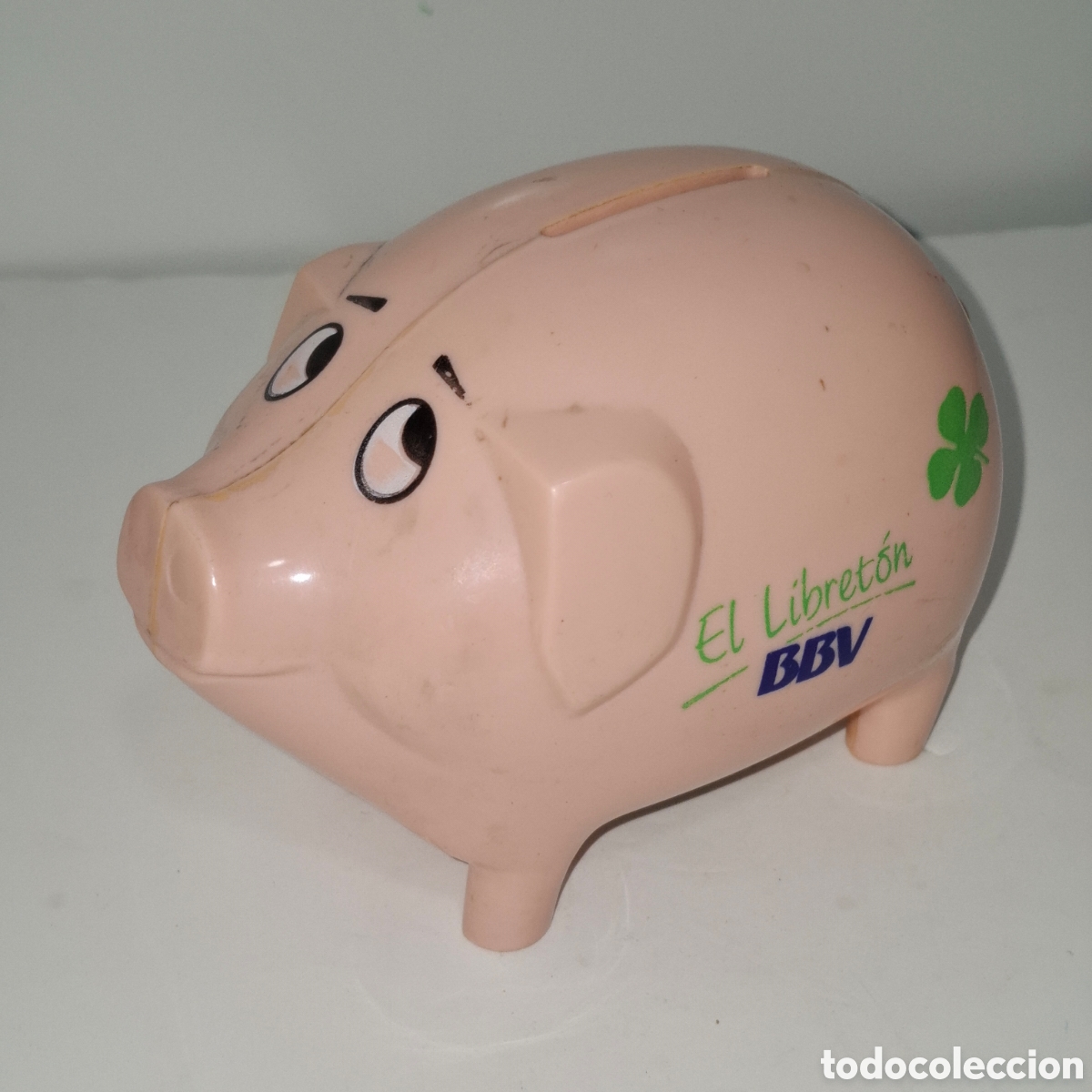 Juguetes antiguos y juegos de colecci&oacute;n: HUCHA PROMOCIONAL DE PLASTICO EL LIBRETON BBVA A&Ntilde;OS 90 HUCHA CERDITO