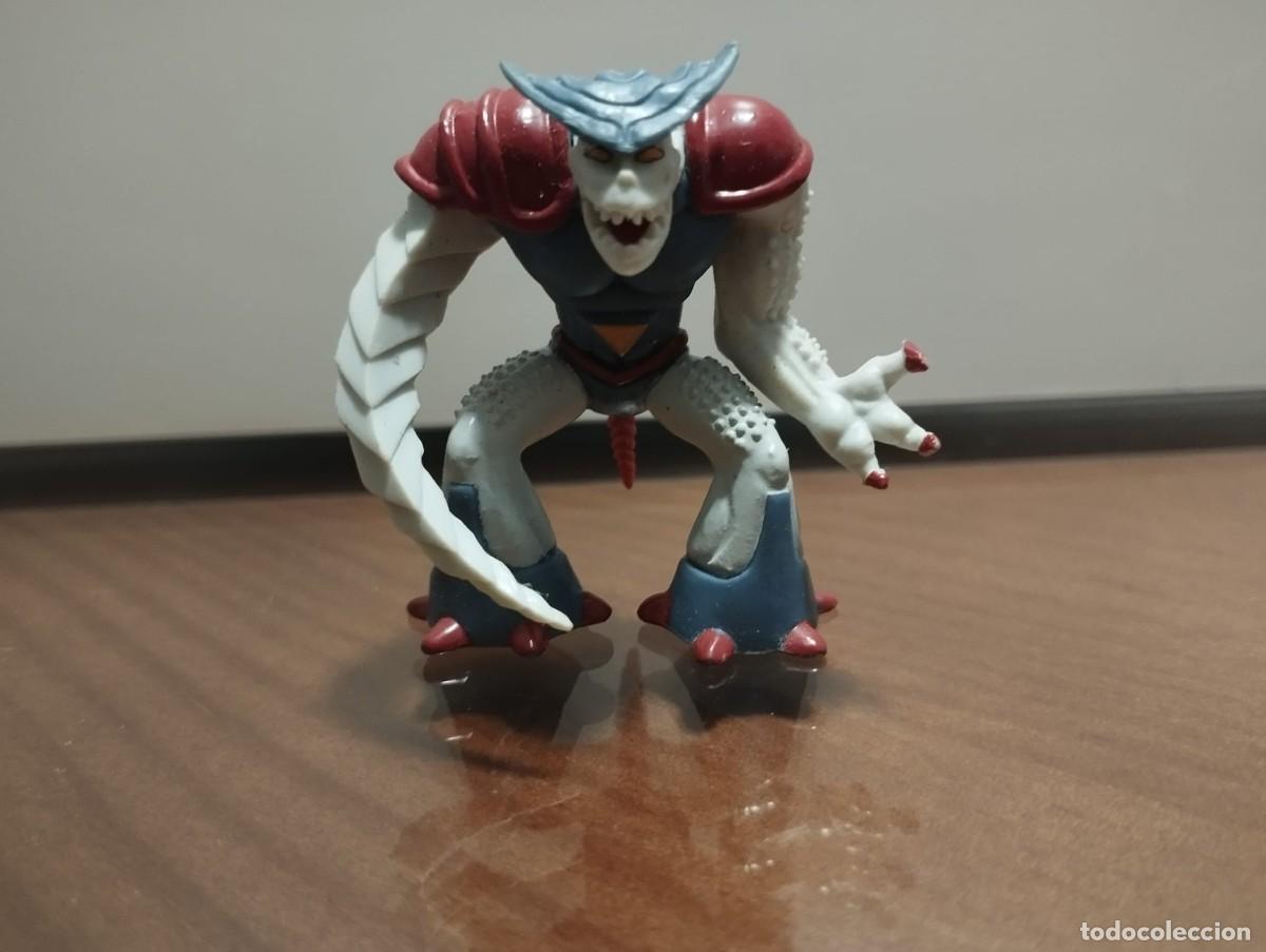 Juguetes antiguos y juegos de colecci&oacute;n: asaurix, de la coleccion xenox space warriors