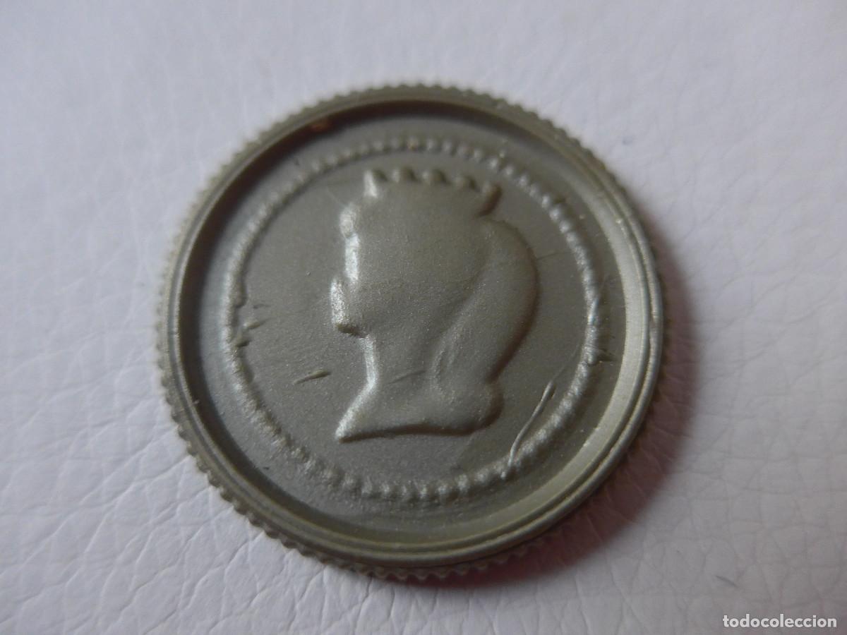 Juguetes antiguos y juegos de colecci&oacute;n: MONEDA O FICHA BANCO DEL JUGUETE EUREKA