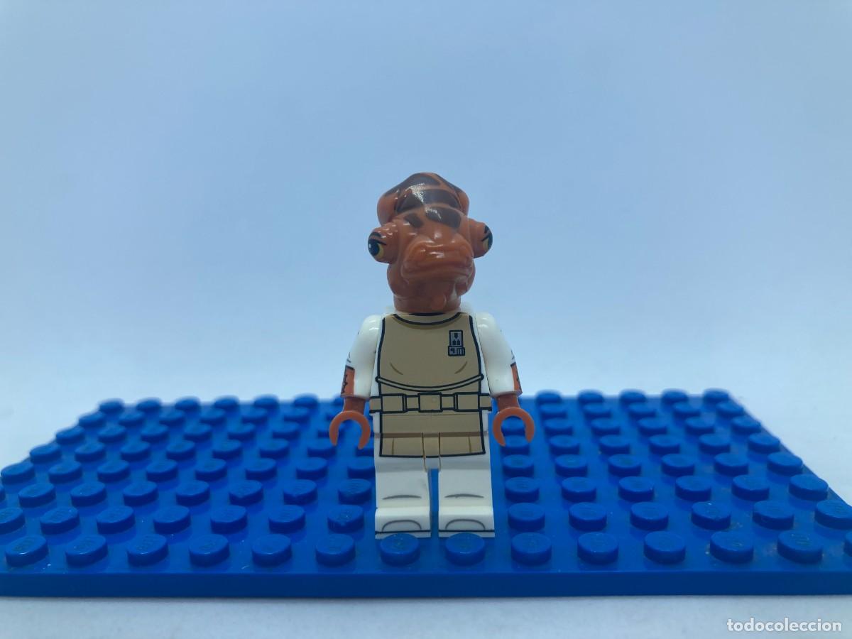 Juguetes antiguos y juegos de colecci&oacute;n: Minifigura Star Wars Almirante Ackbar