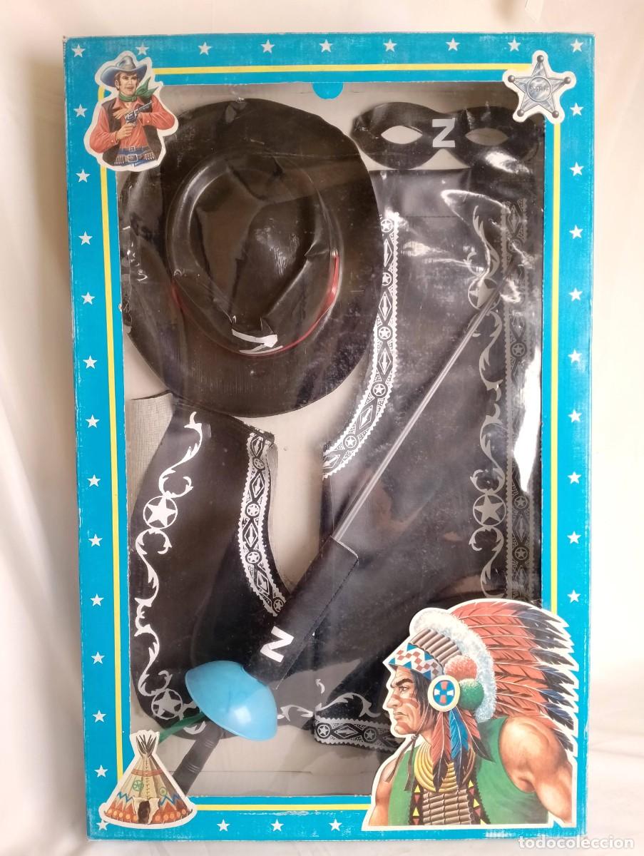 Juguetes antiguos y juegos de colecci&oacute;n: JUGUETES SARABIA. DISFRAZ &rdquo;EL ZORRO&rdquo; REF. 740. A&Ntilde;OS 70. CAJA PANOPLIA