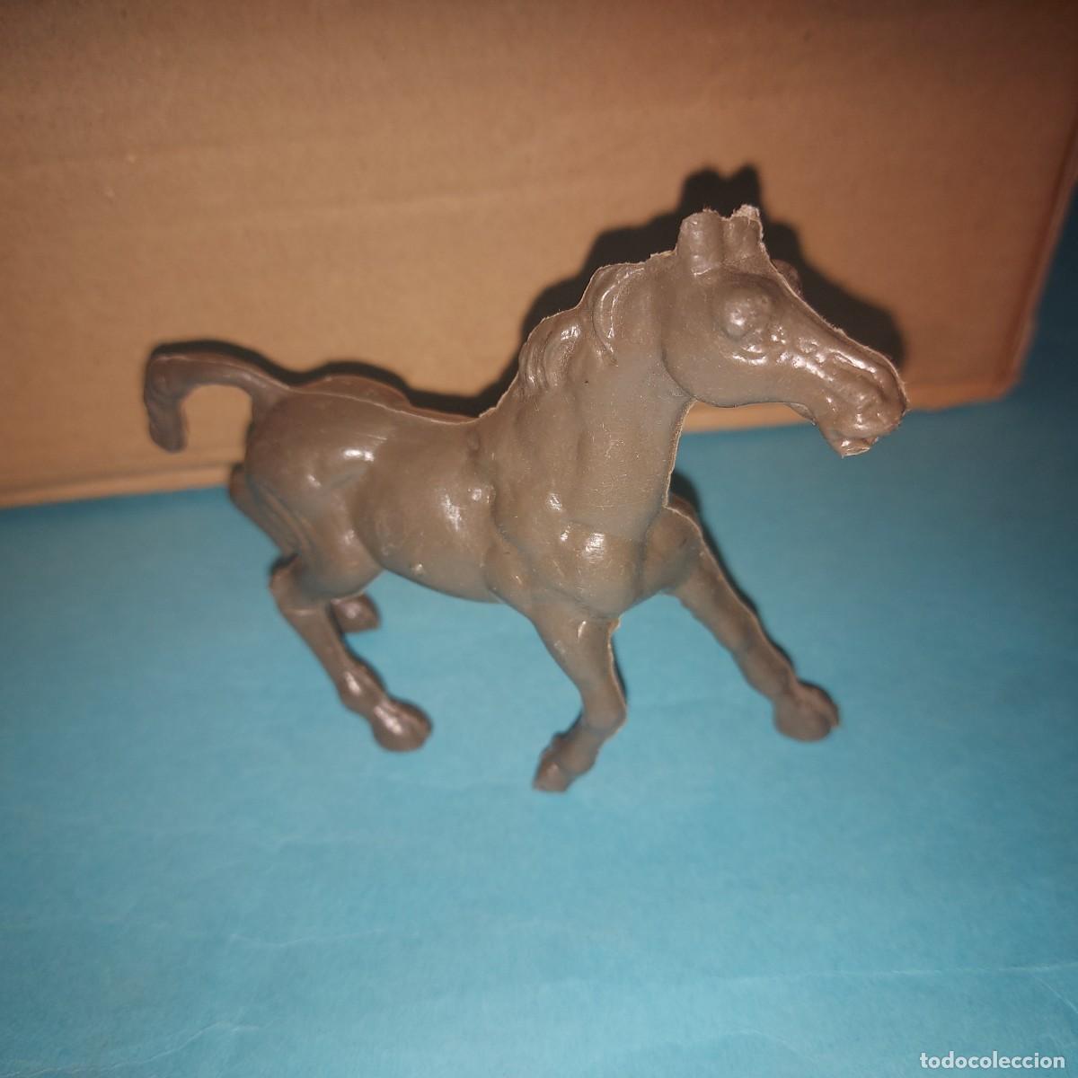 Juguetes antiguos y juegos de colecci&oacute;n: CABALLO DE PLASTICO RIGIFO, A&Ntilde;OS 70
