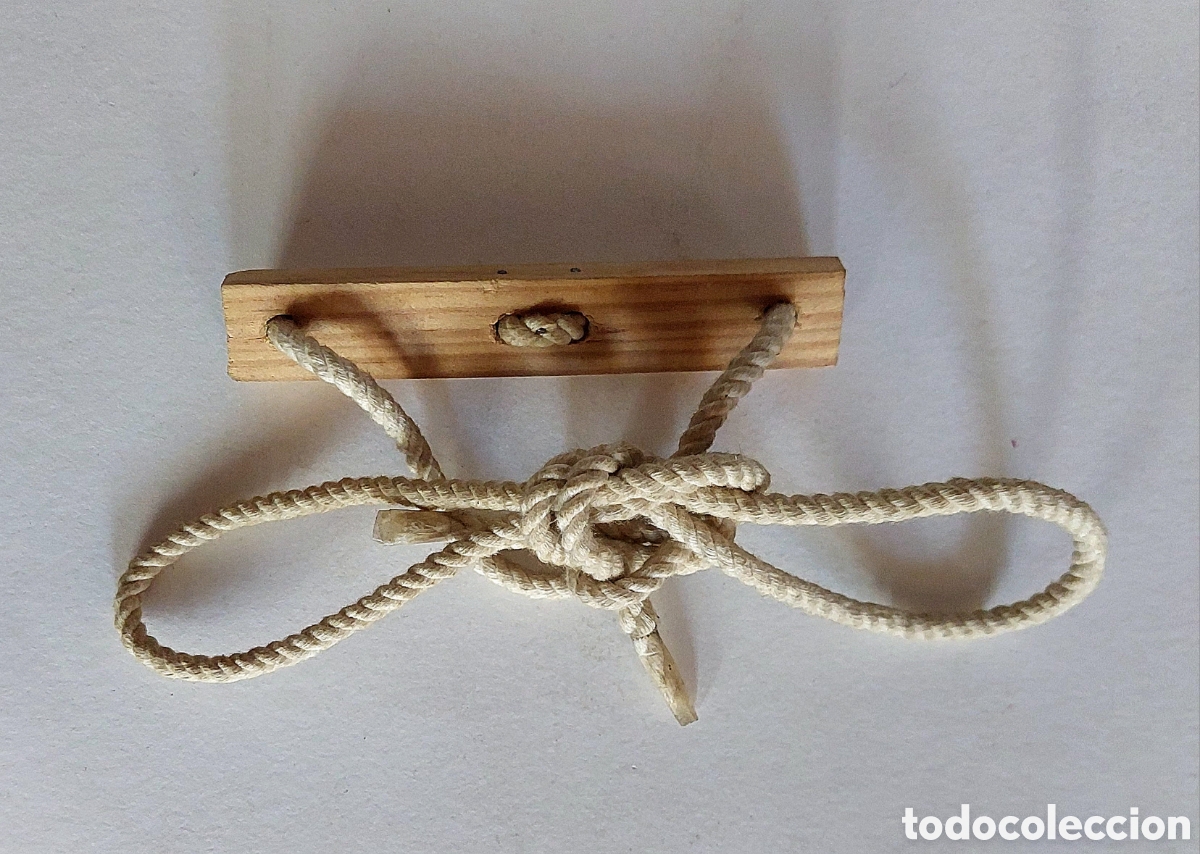 Juguetes antiguos y juegos de colecci&oacute;n: ENTRENADOR PARA NUDOS