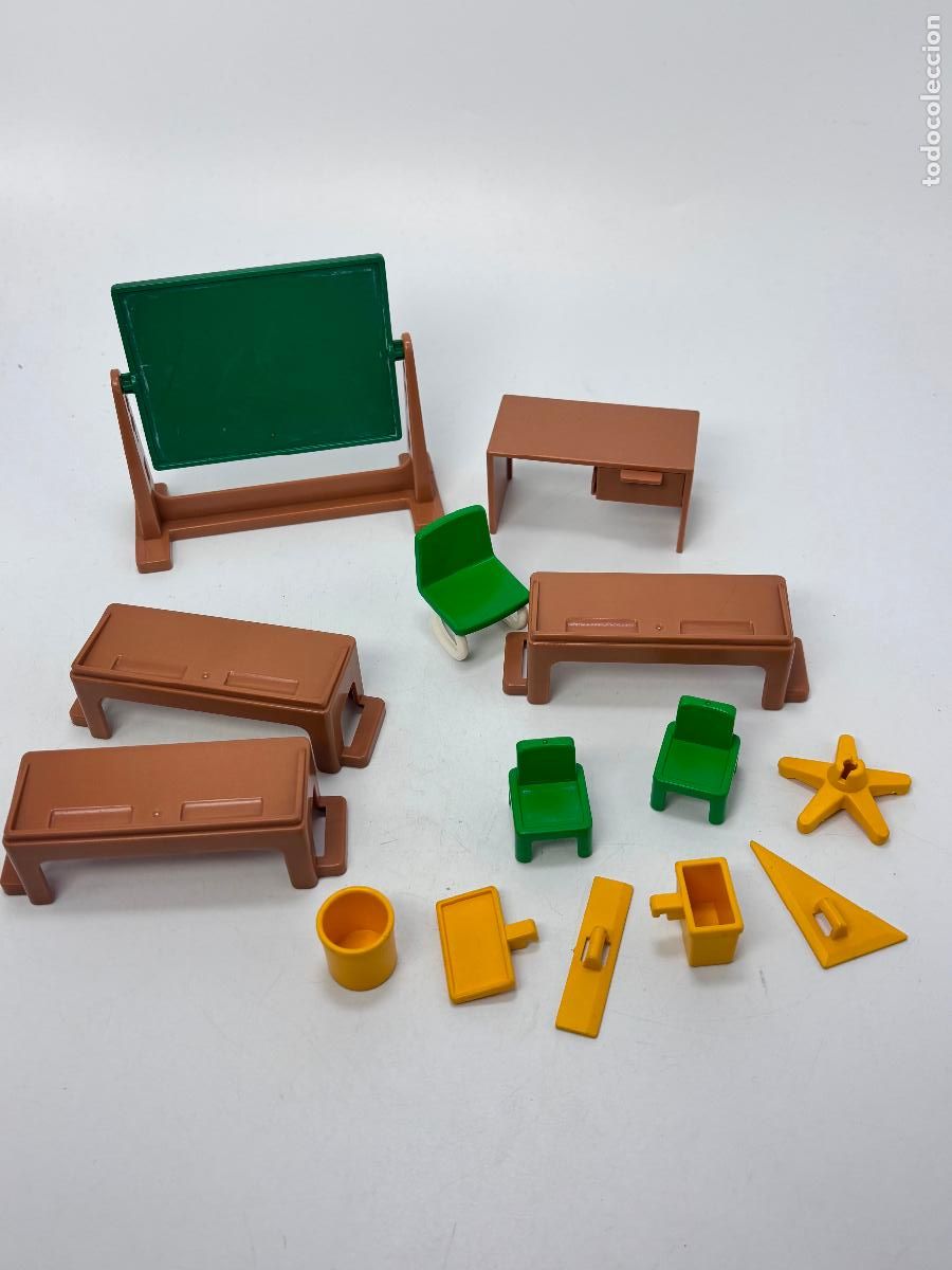 Jouets Anciens et Jeux de collection: Playmobil 3522 lote de mesa y silla accesorios pizarra pupitre escuela