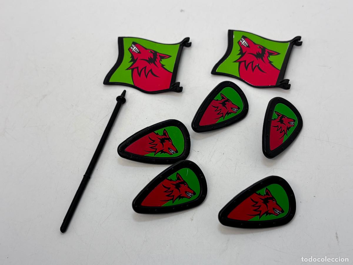 Jouets Anciens et Jeux de collection: Playmobil lote escudo bandera caballero del lobo