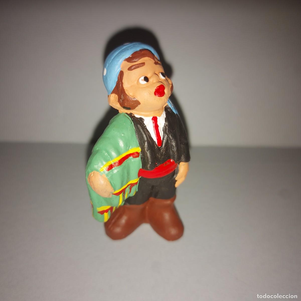 Juguetes antiguos y juegos de colecci&oacute;n: FIGURA DE BARRO O TERRACOTA CON TRAJE REGIONAL