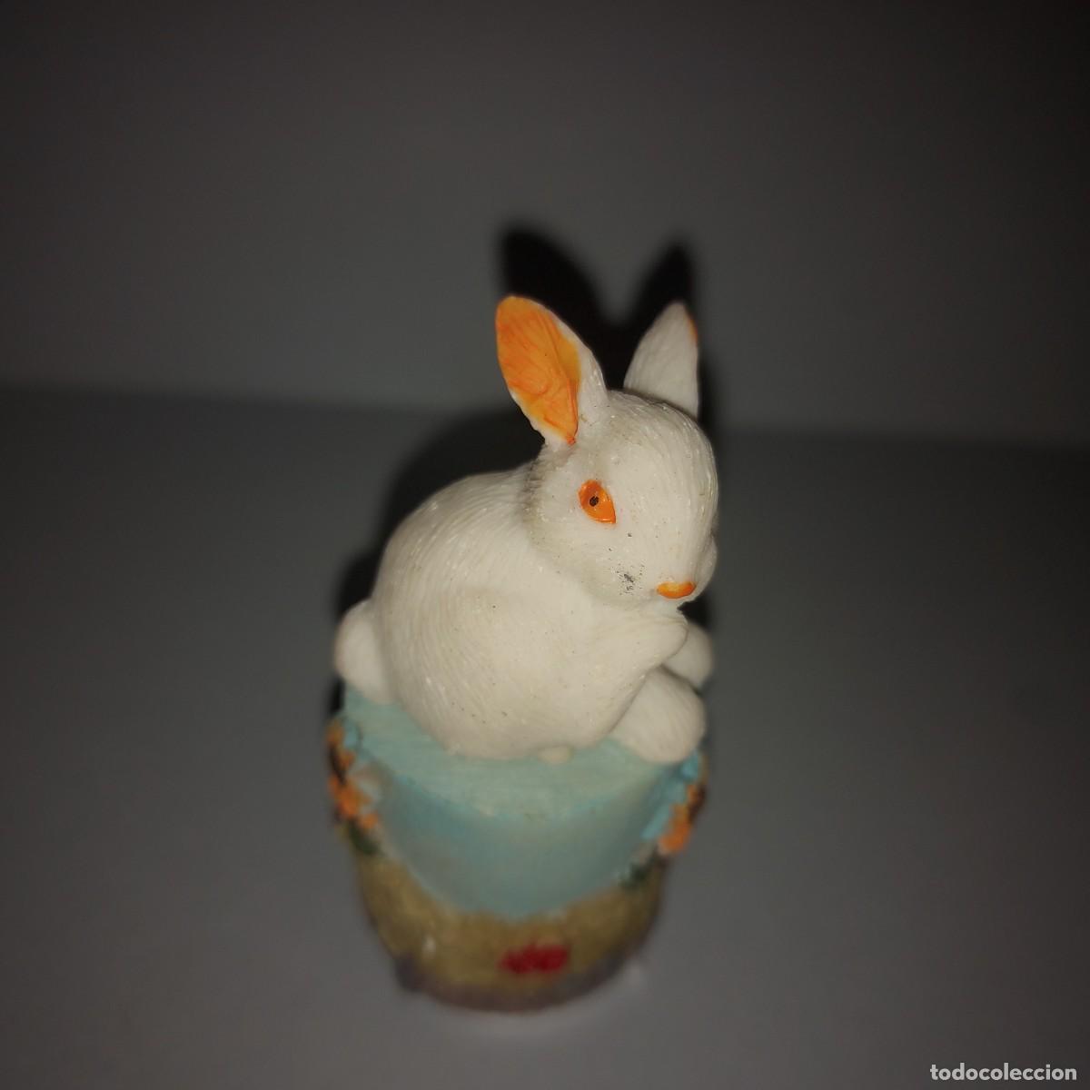 Juguetes antiguos y juegos de colecci&oacute;n: SACAPUNTAS DE BARRO CON FIGURA DE CONEJO