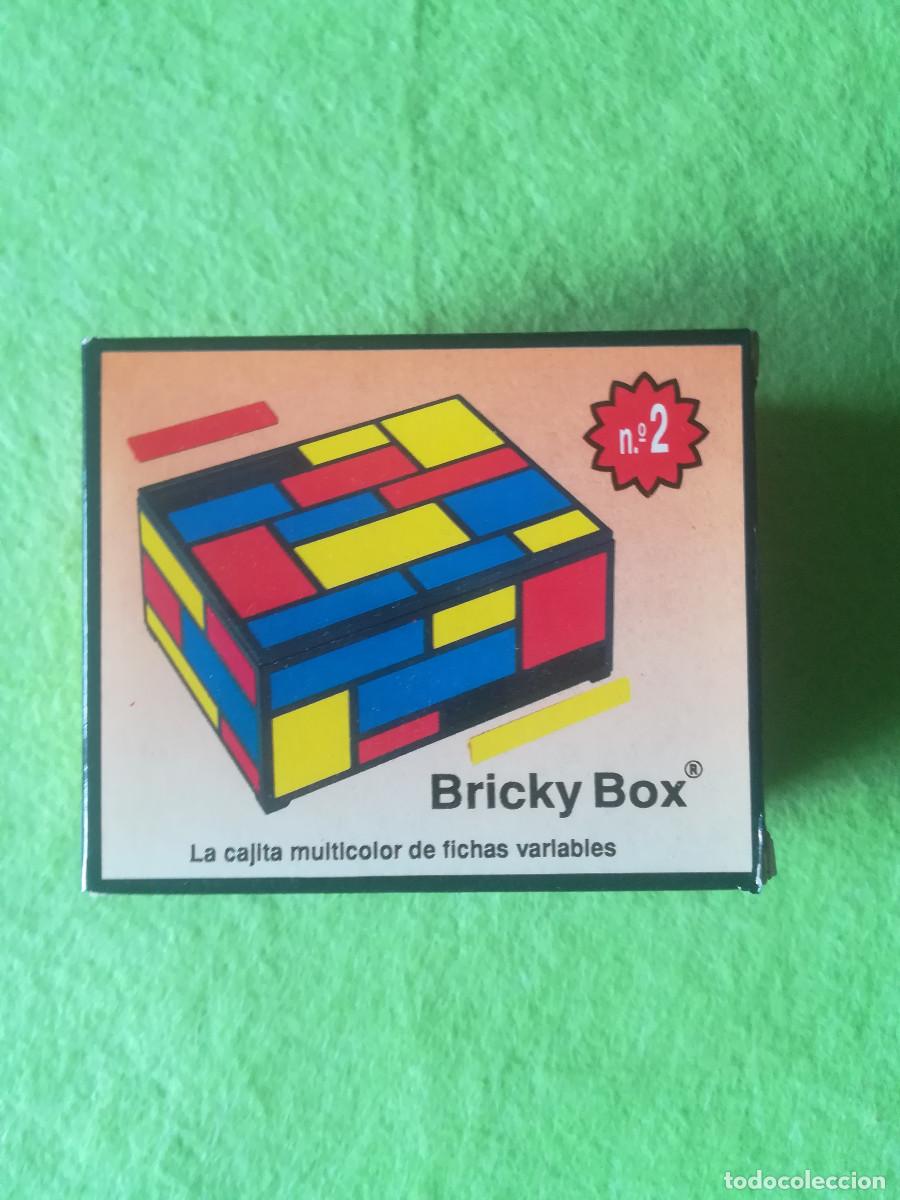 Juguetes antiguos y juegos de colecci&oacute;n: Bricky box numero 2 cajita multicolor de fichas variables