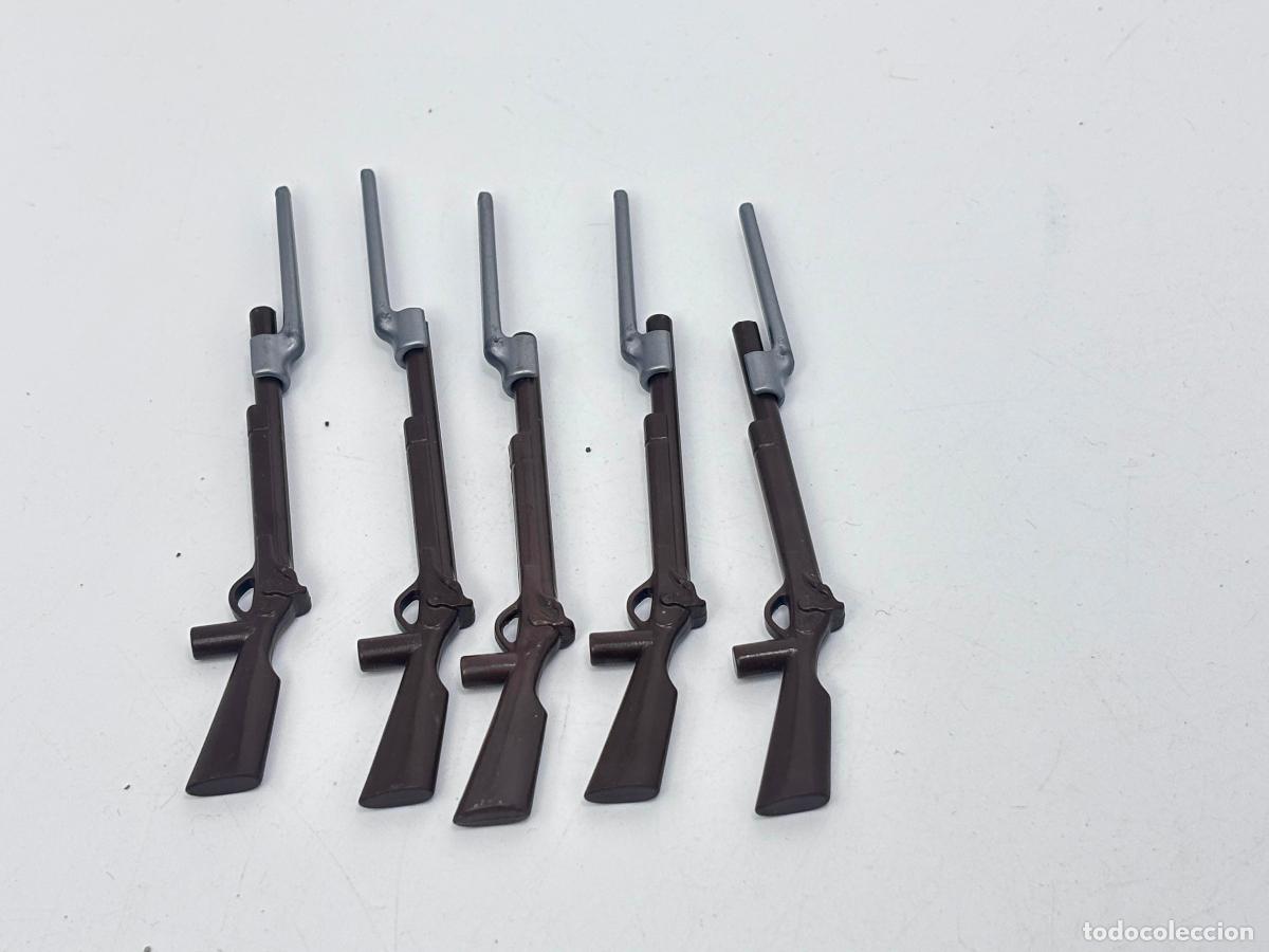 Juguetes antiguos y juegos de colecci&oacute;n: Playmobil lote rifle con bayoneta
