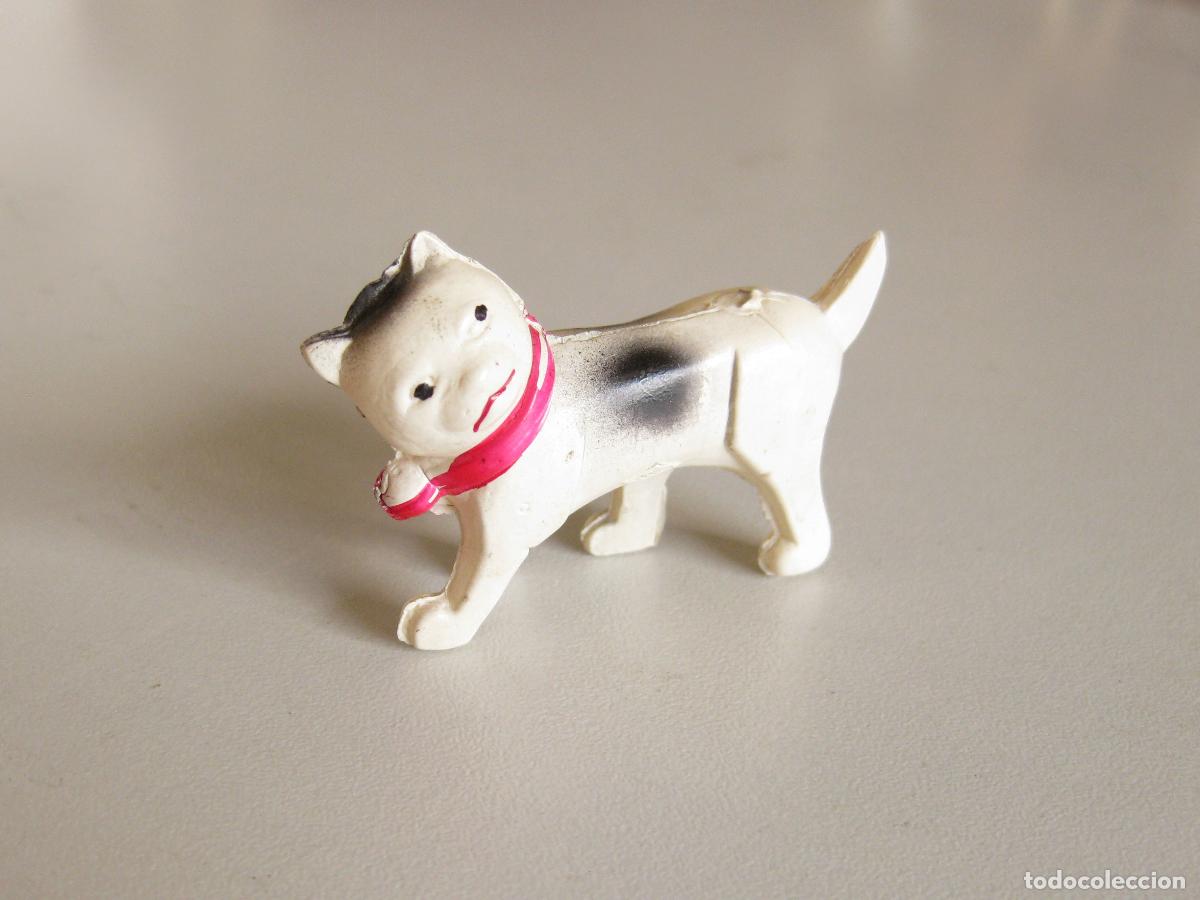 Juguetes antiguos y juegos de colecci&oacute;n: ANTIGUO FIGURA DE UN PERRO DE JUGUETE DE CELULOIDE. S2 JAPAN