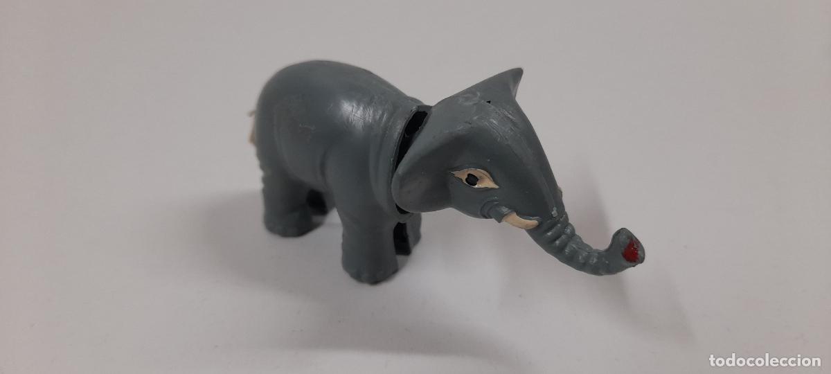 Juguetes antiguos y juegos de colecci&oacute;n: ANTIGUO ELEFANTE CON CABEZA MOVIL / BASCULANTE . REALIZADO EN PLASTICO . ORIGINAL A&Ntilde;OS 50 / 60