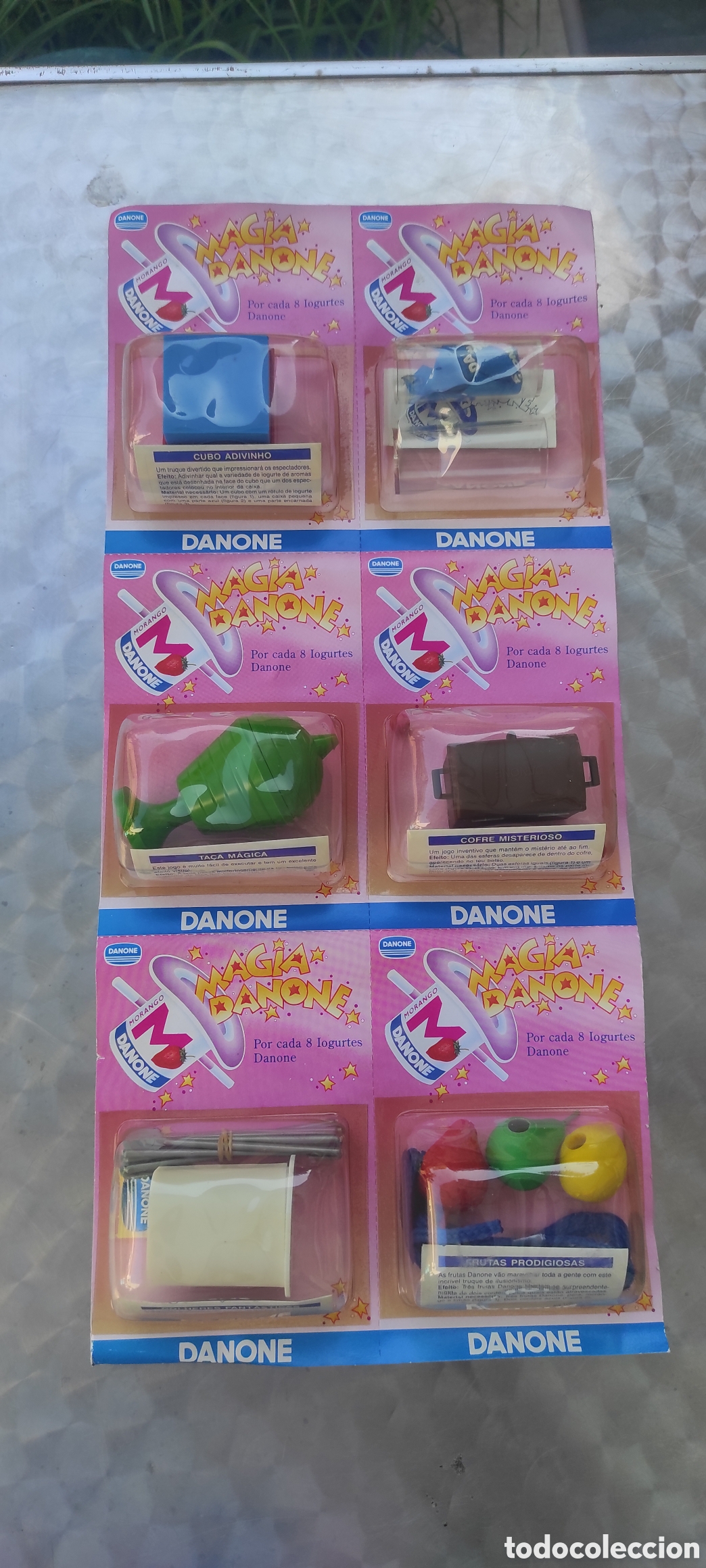 Juguetes antiguos y juegos de colecci&oacute;n: Lote Brindes Vintage Magia Danone Anos 90 &ndash; Novos / Selados no Blister
