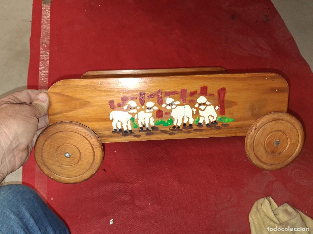 Juguetes antiguos y juegos de colecci&oacute;n: Carro de madera antiguo