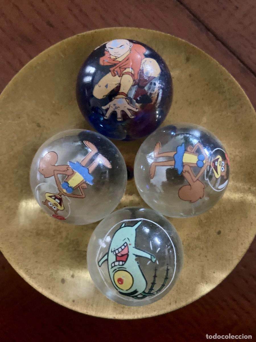 Juguetes antiguos y juegos de colecci&oacute;n: 4 canicas grandes de cristal BOB ESPONJA, DRAGON BALL