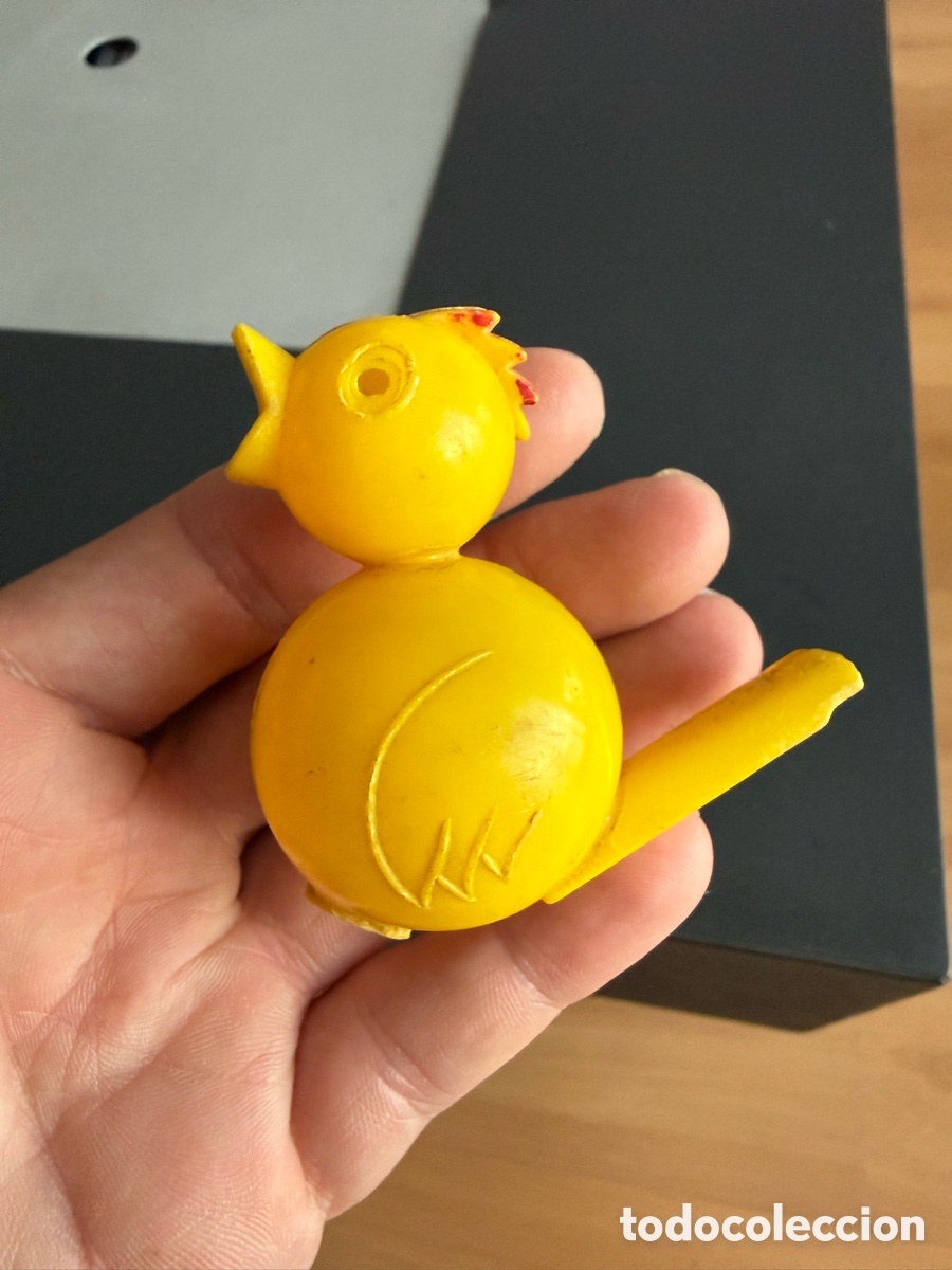 Juguetes antiguos y juegos de colecci&oacute;n: Juguete a&ntilde;os 70/80. SILBATO POLLITO