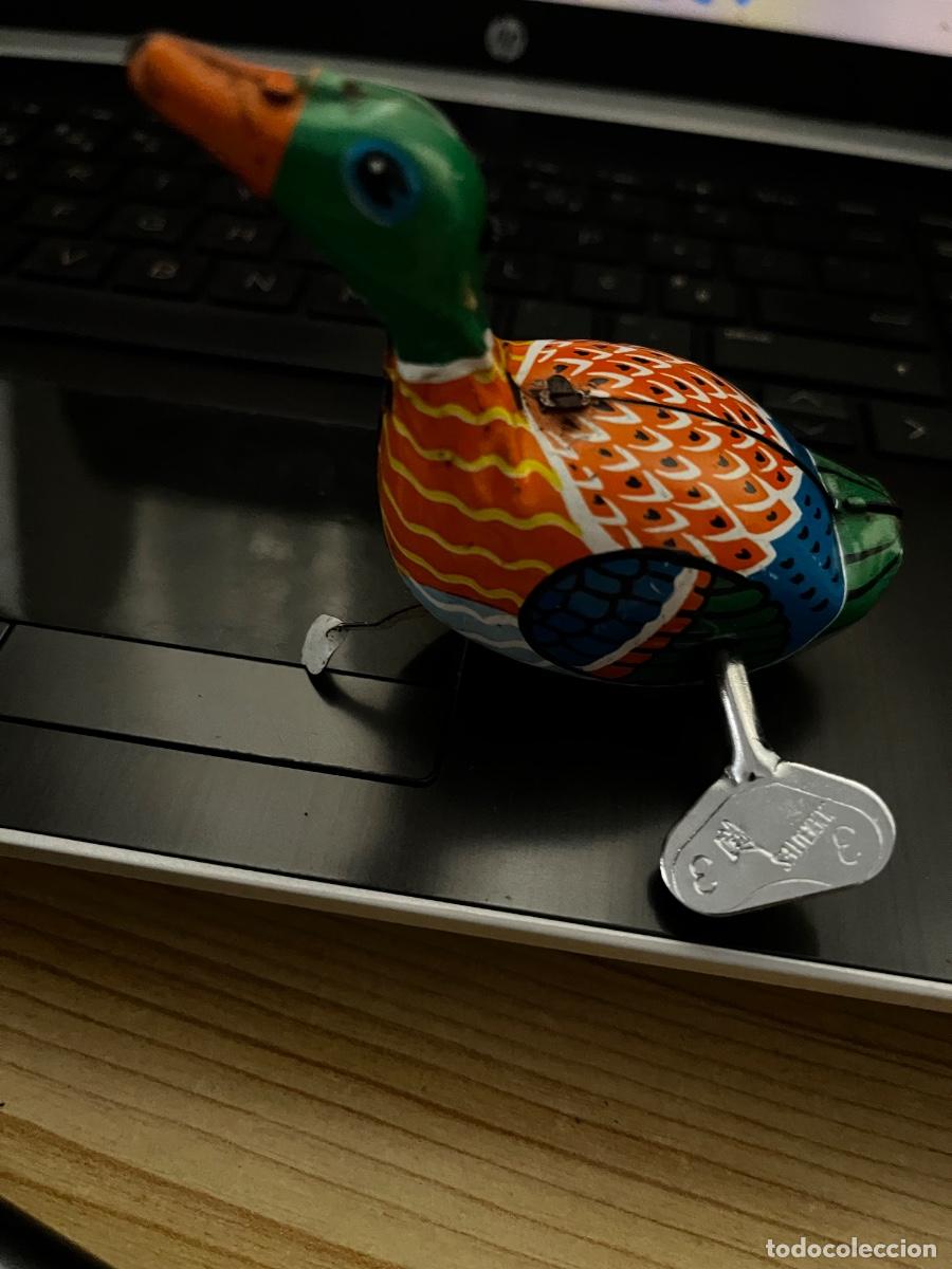 Juguetes antiguos y juegos de colecci&oacute;n: Pato de cuerda antiguo
