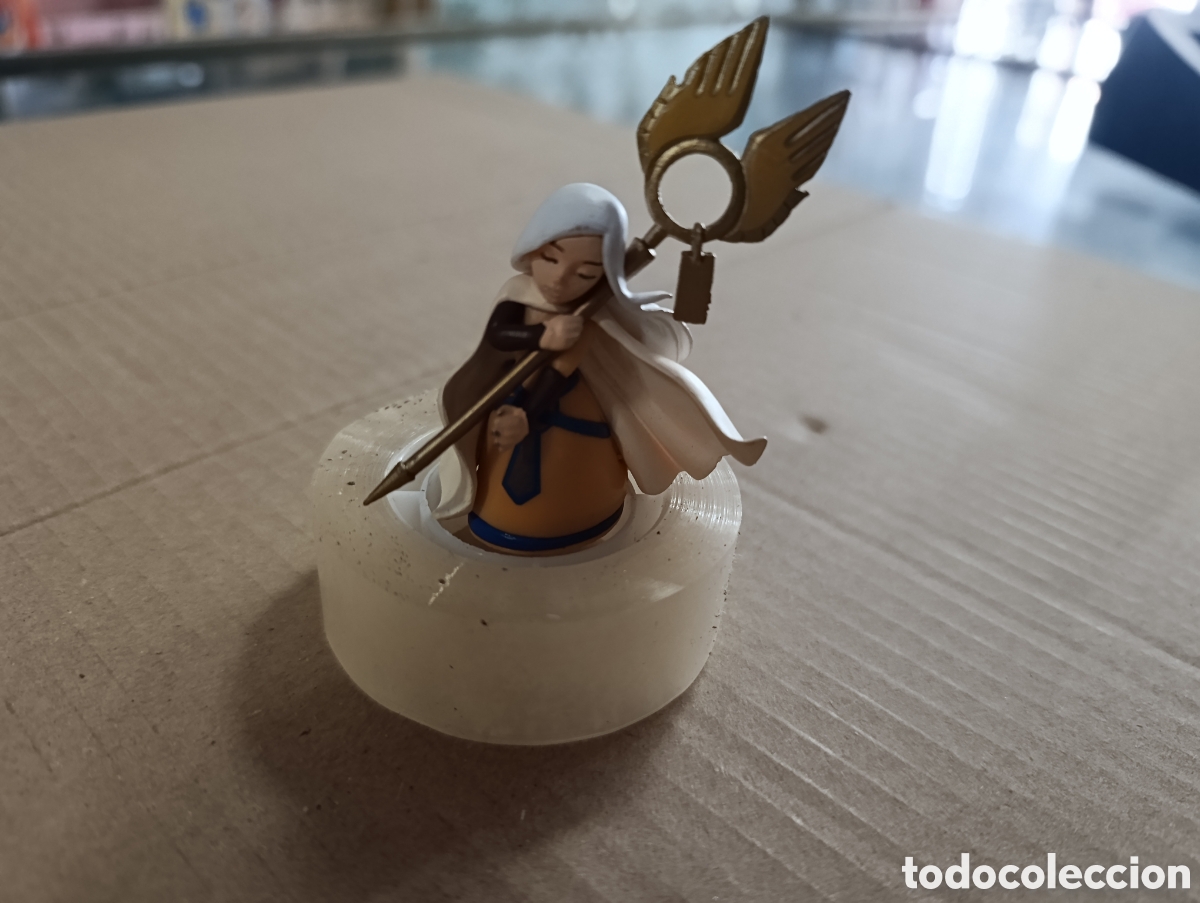 Juguetes antiguos y juegos de colecci&oacute;n: Sacerdotisa. Might & Magic: Clsh of Heroes. Ubisoft