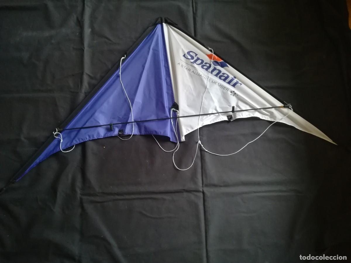 Juguetes antiguos y juegos de colecci&oacute;n: Cometa tipo Ala Delta Spanair - Foto 3